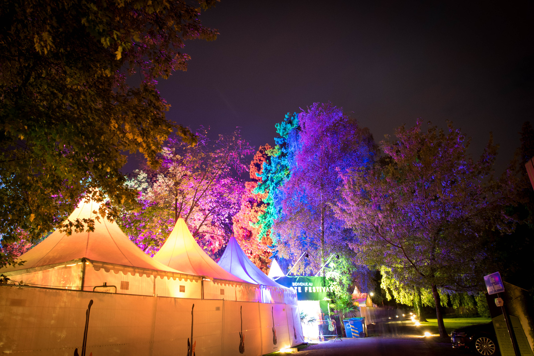 Sigma 8-16mm F4.5-5.6 DC HSM sample photo. Party lights photography