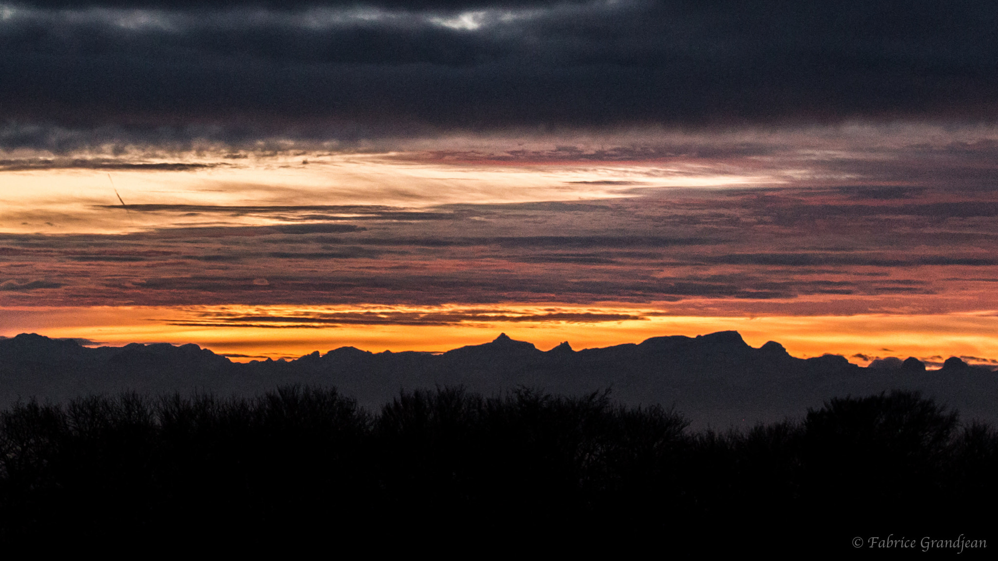 Canon EOS 700D (EOS Rebel T5i / EOS Kiss X7i) + Canon EF 70-200mm F4L USM sample photo. Sunrise photography