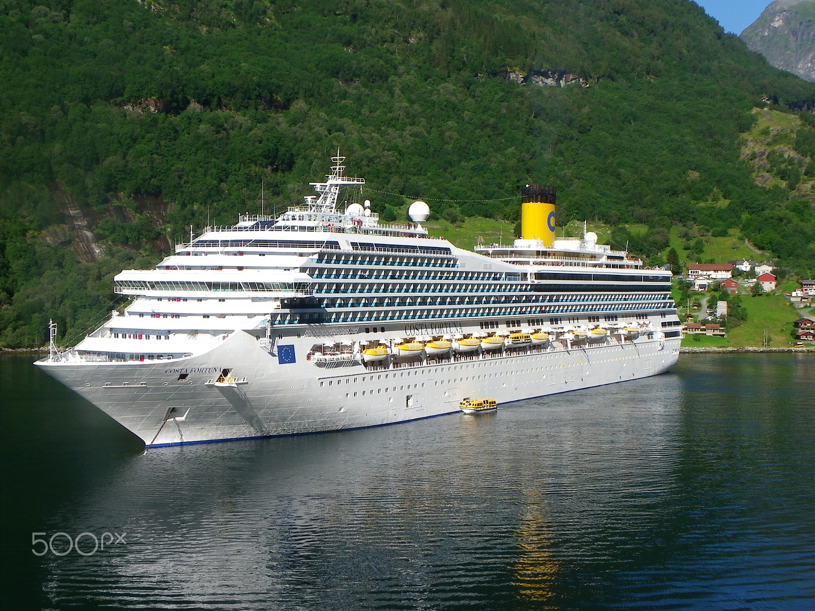 Pentax X90 sample photo. Cruise noorwegen photography