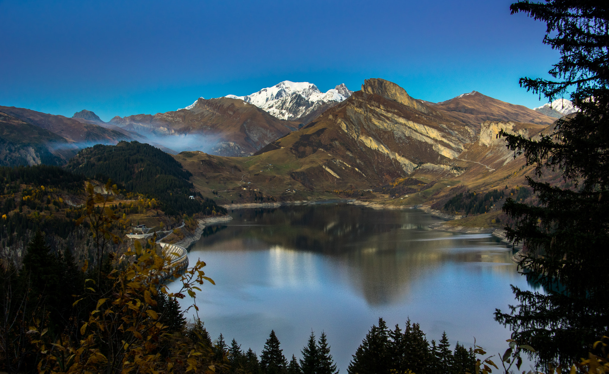 Pentax K-3 II sample photo. Mt blanc and lake roselend photography