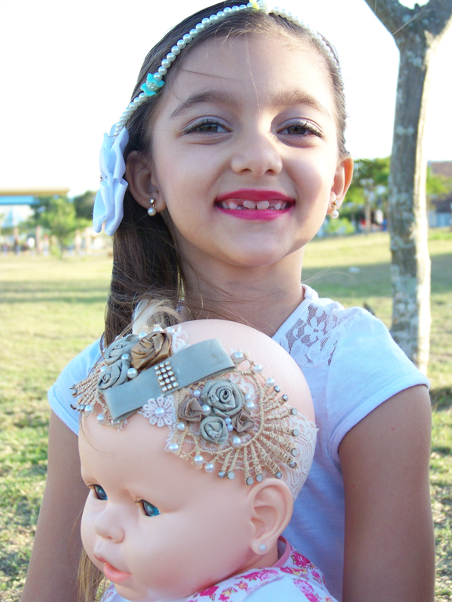 Kodak EASYSHARE Z1012 IS DIGITAL CAMERA sample photo. Linda criança photography