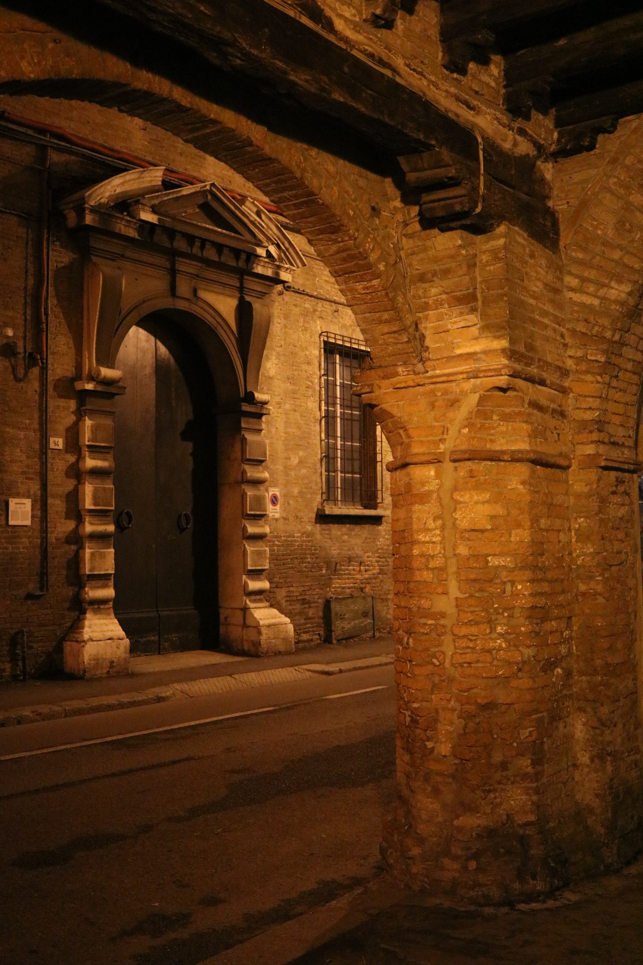 Canon EF-S 24mm F2.8 STM sample photo. Ancient palace. photography