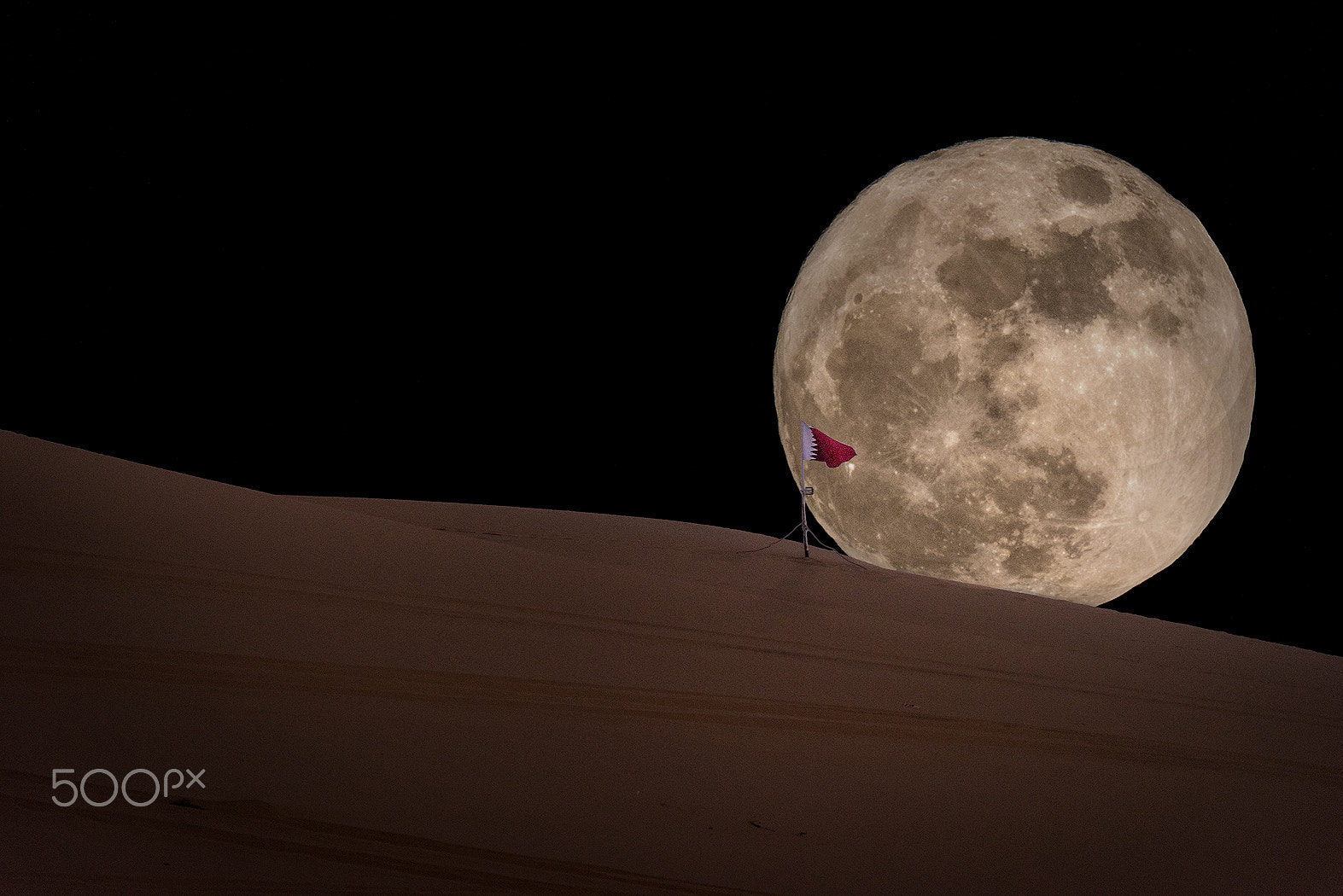 Sigma 150-500mm F5-6.3 DG OS HSM sample photo. Supermoon at dunes photography