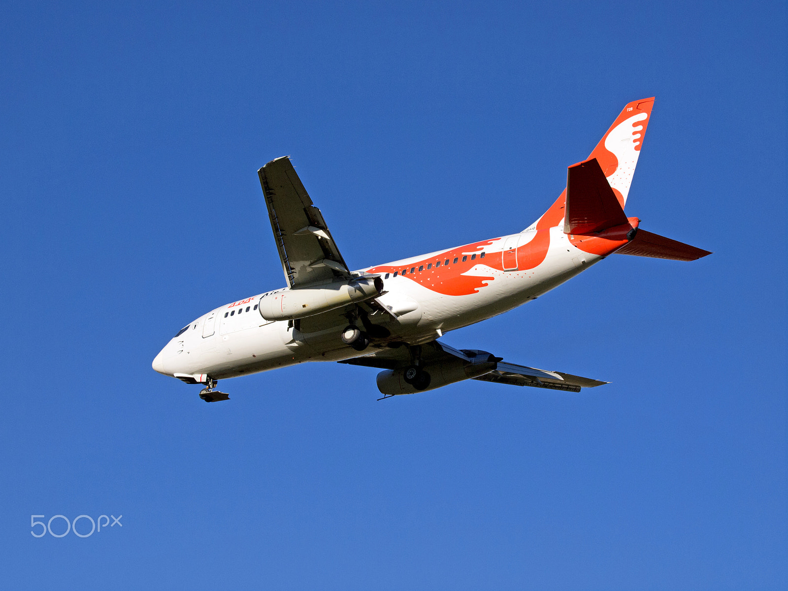 Olympus E-5 sample photo. Air inuit boeing b-737-200 photography