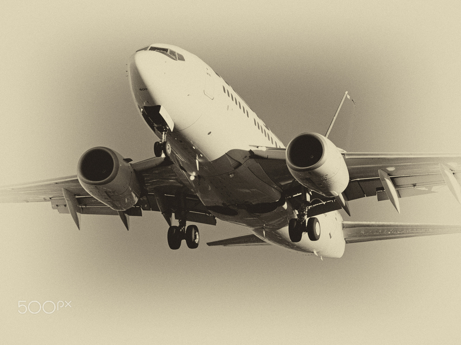 Olympus E-5 sample photo. Boeing b-737-200 artwork photography