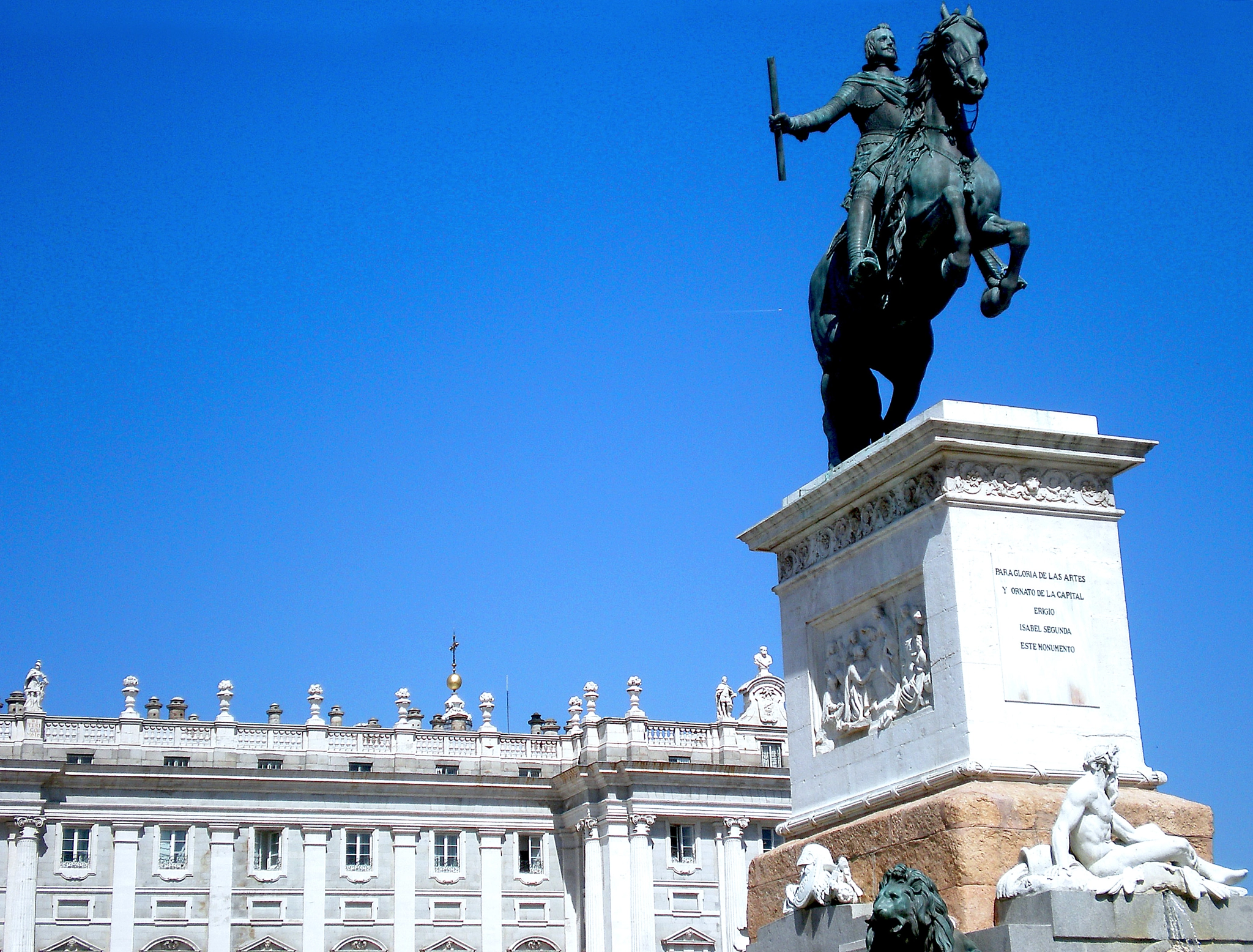 Olympus FE230/X790 sample photo. Monumento a felipe iv photography