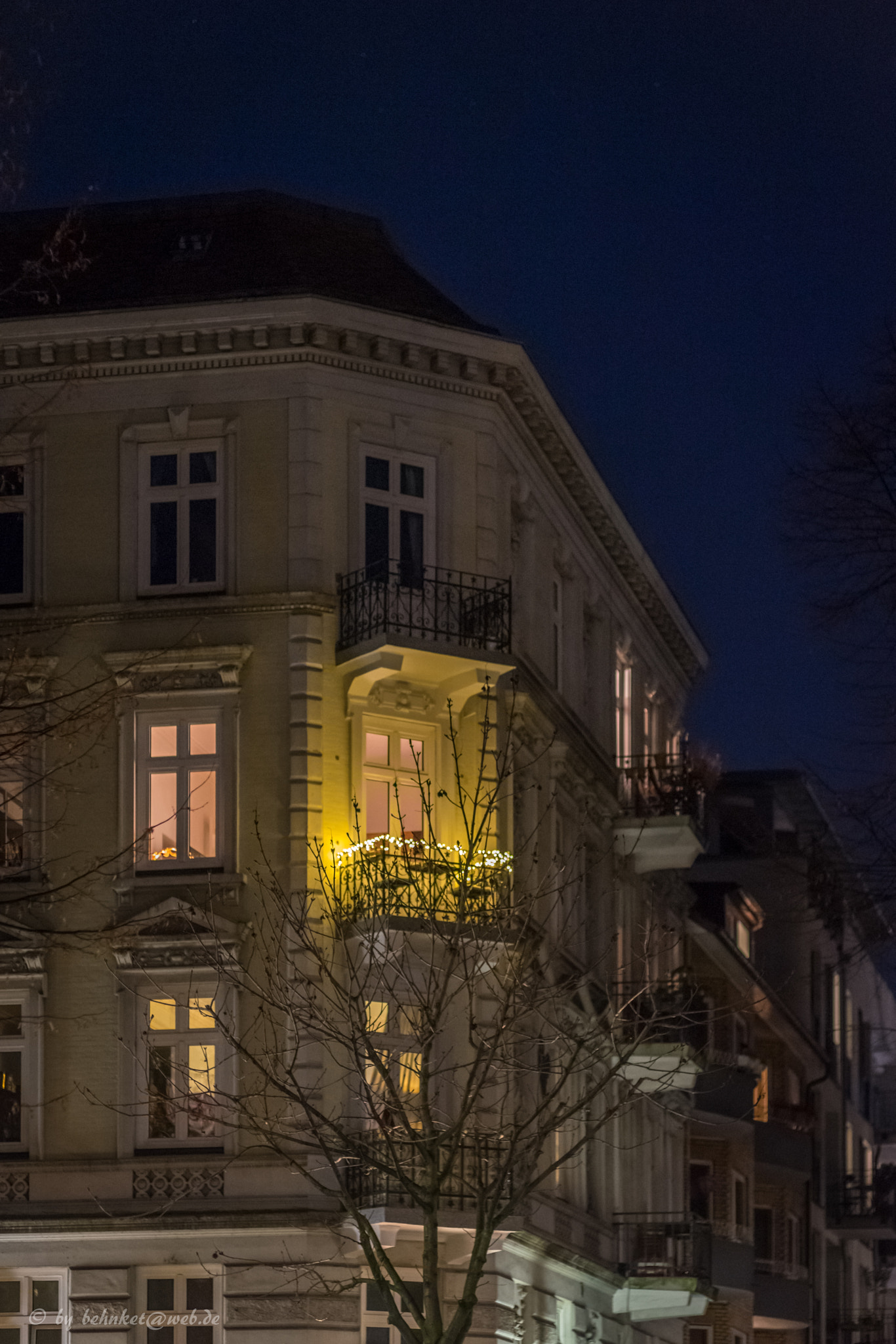 Sony a7 II + Canon EF 40mm F2.8 STM sample photo. Night hh eimsbüttel photography