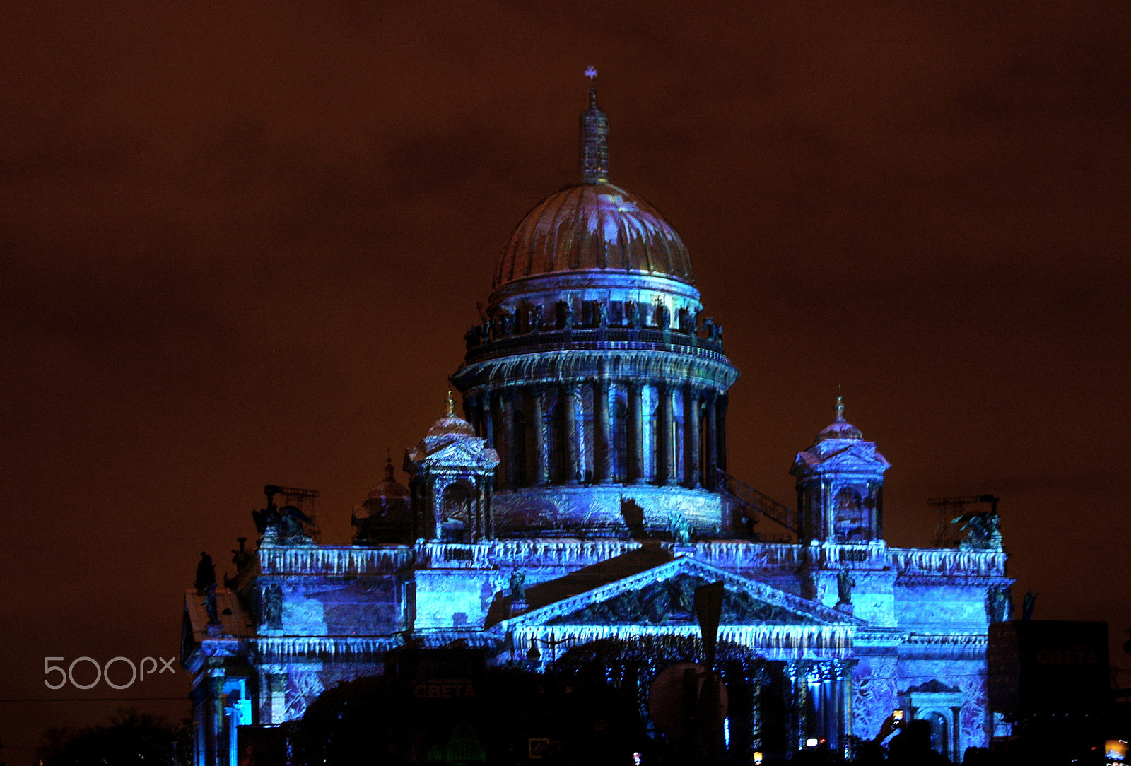 Canon EOS 1000D (EOS Digital Rebel XS / EOS Kiss F) sample photo. Frozen saint isaac's cathedral photography