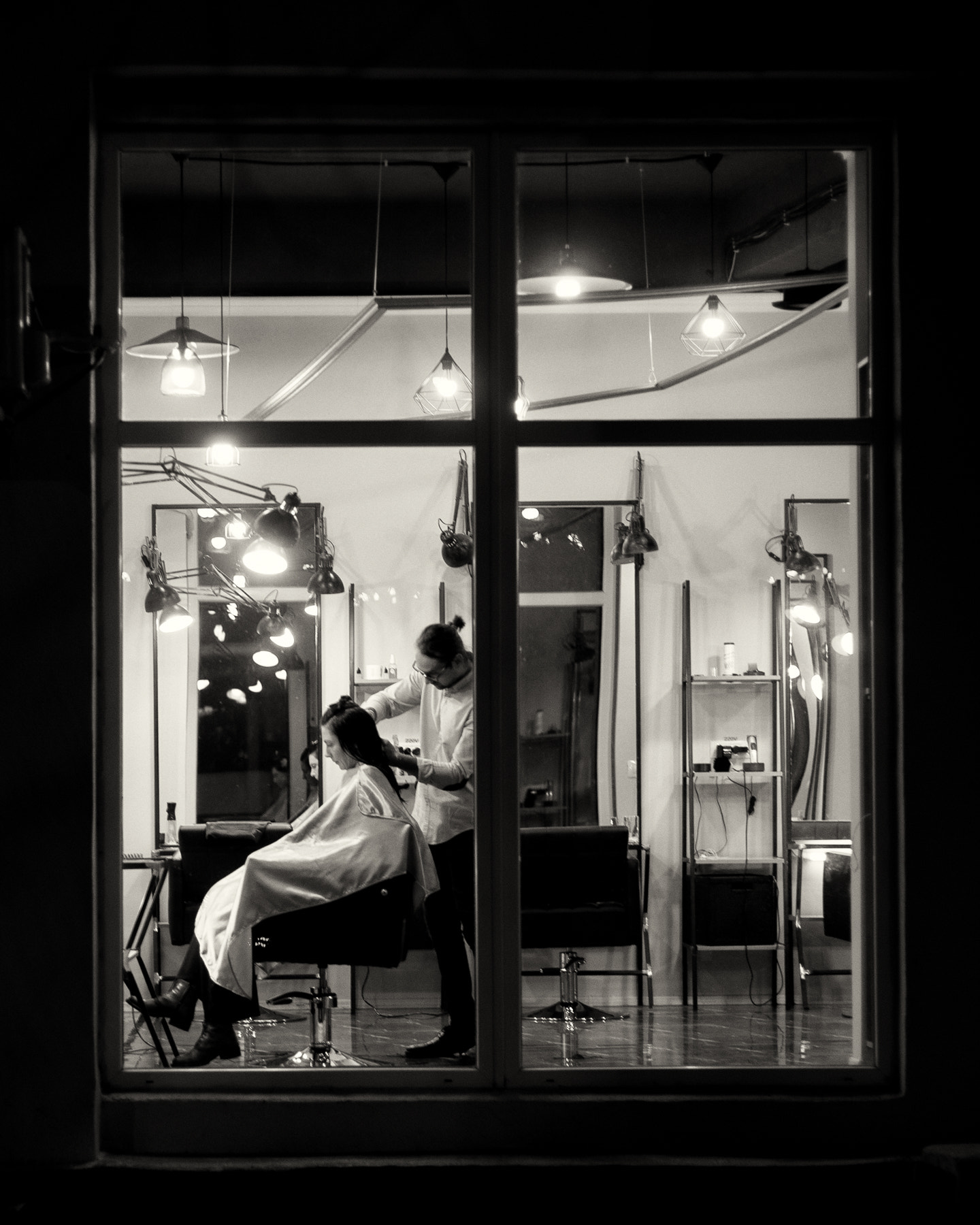 Sony a99 II + Sony 50mm F1.4 sample photo. Hairdresser photography