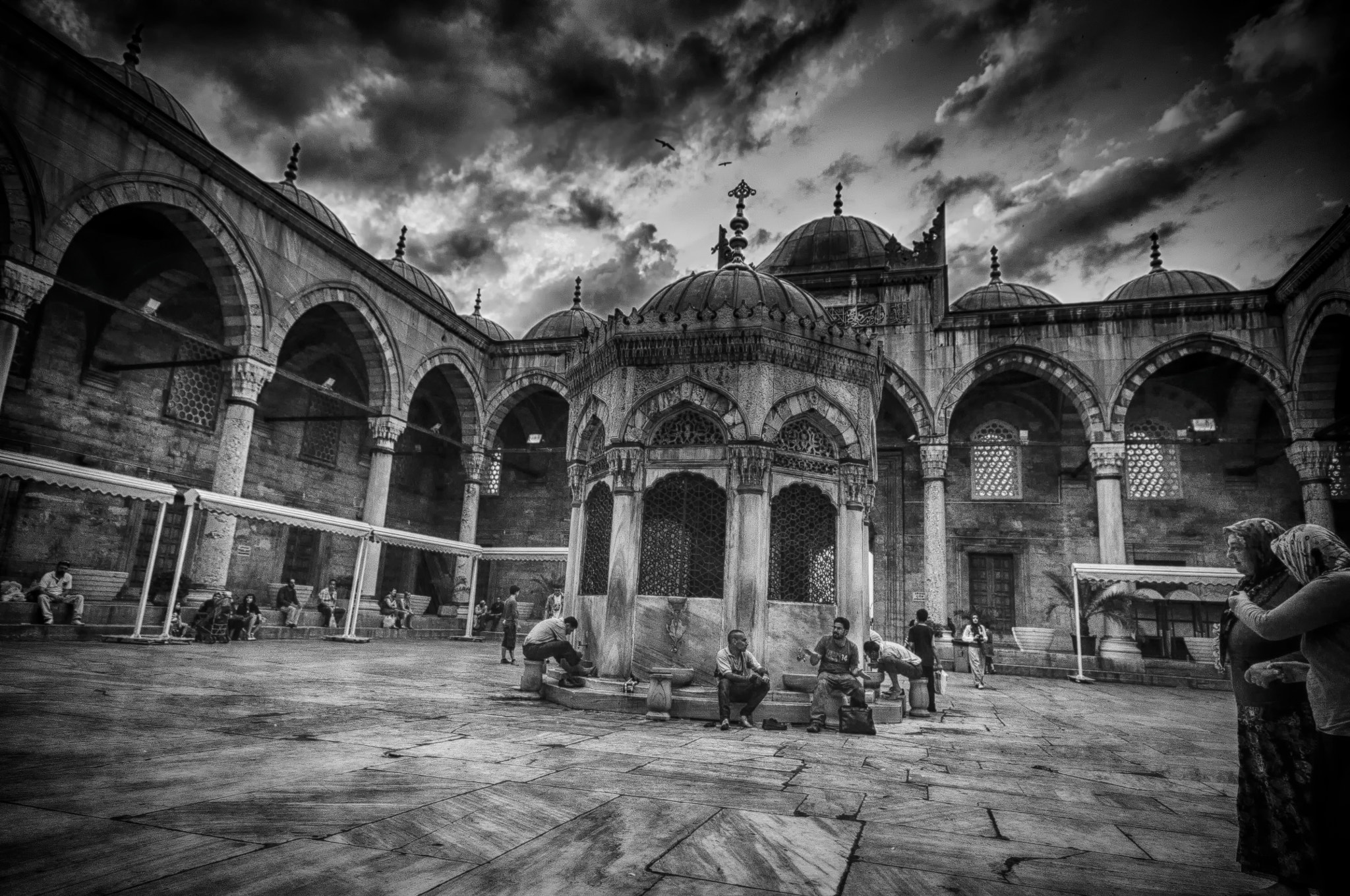 Nikon D300S + Sigma 10-20mm F4-5.6 EX DC HSM sample photo. New mosque in istanbul... photography