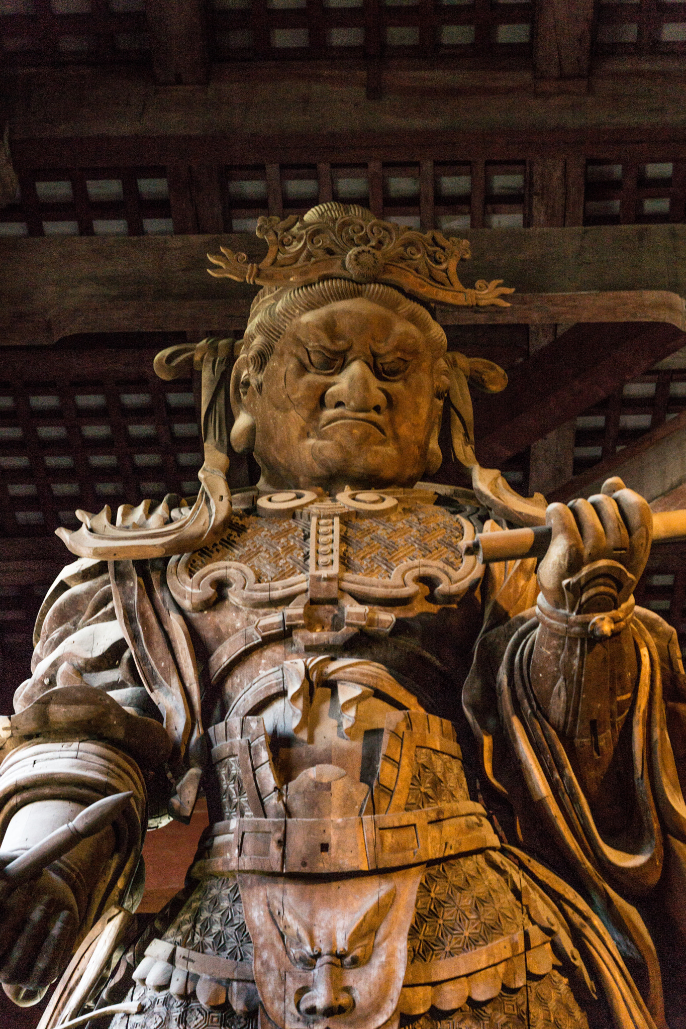 Sony SLT-A65 (SLT-A65V) + Sony DT 16-50mm F2.8 SSM sample photo. Koumokuten demon wooden giant statue in todaiji photography