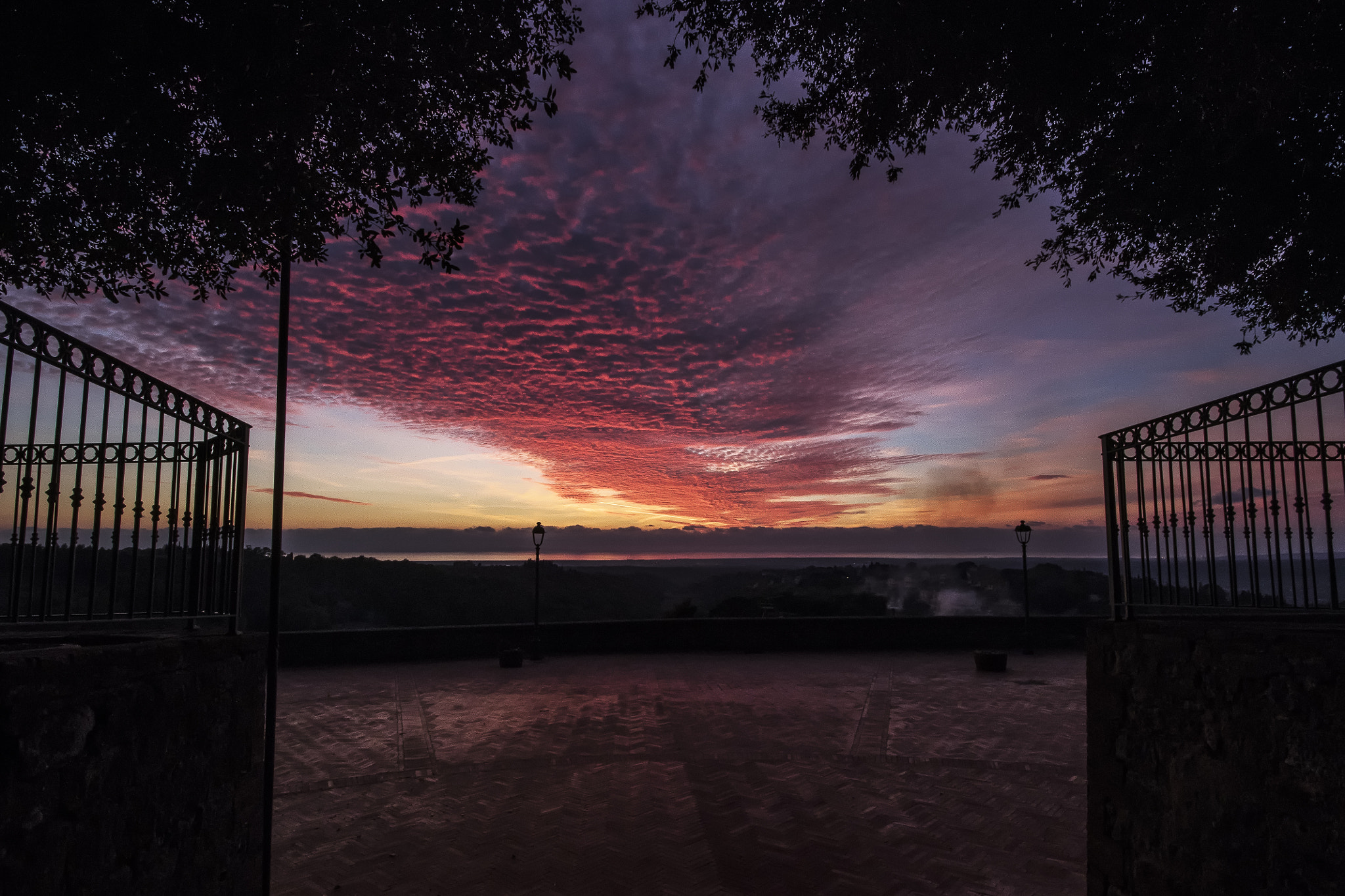 Canon EOS 80D + Sigma 10-20mm F4-5.6 EX DC HSM sample photo. The curtain opens photography