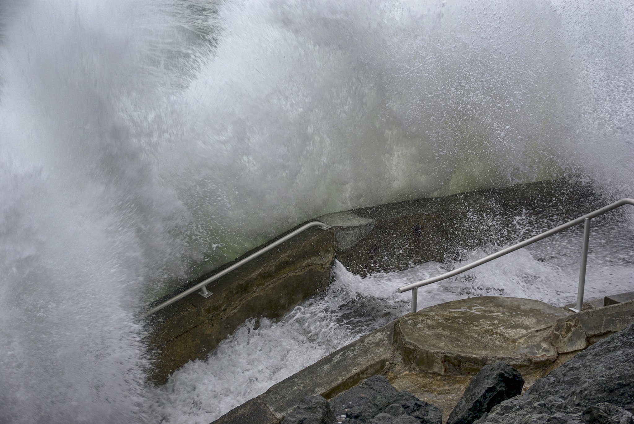 Pentax K10D sample photo. Biarritz tempest 3 photography