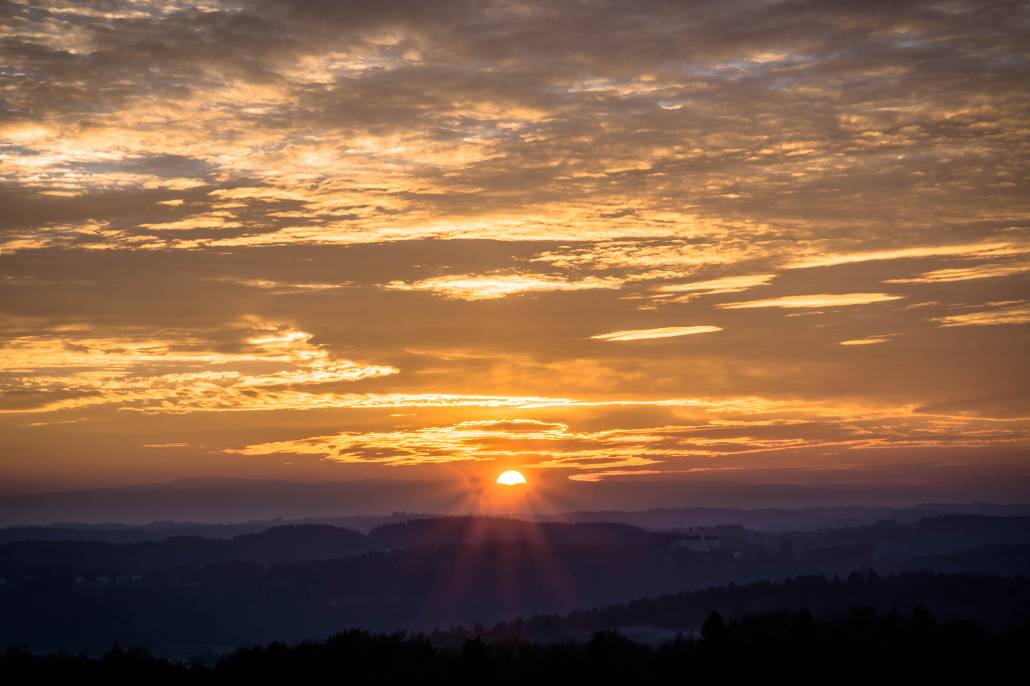Sigma 17-70mm F2.8-4 DC Macro OS HSM | C sample photo. Sunset in styria photography