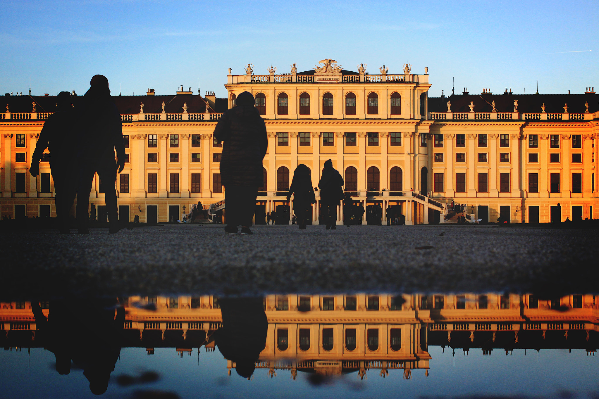 Canon EOS 50D + Canon EF 40mm F2.8 STM sample photo. Schönbrunn reflections photography