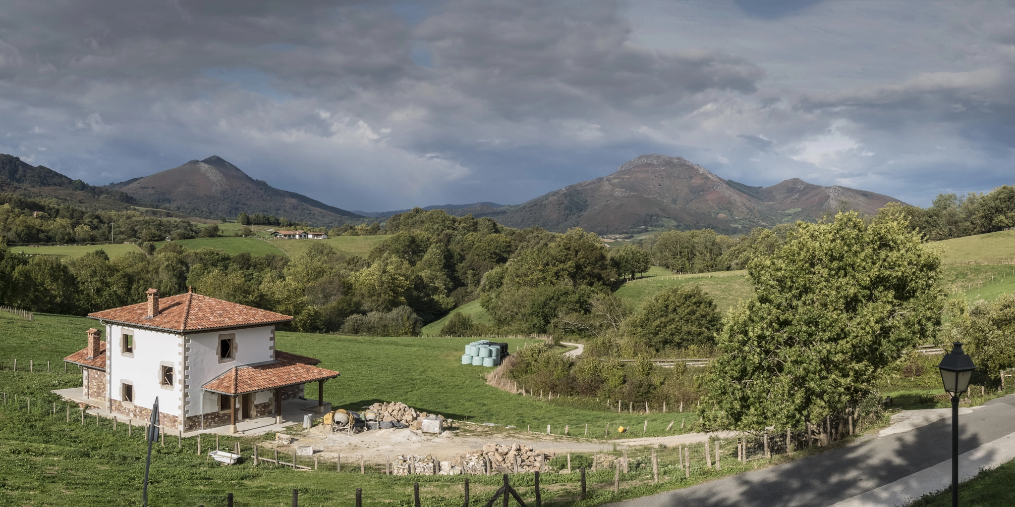 Panasonic Lumix DMC-GX7 sample photo. Panorama de zugarramurdi photography