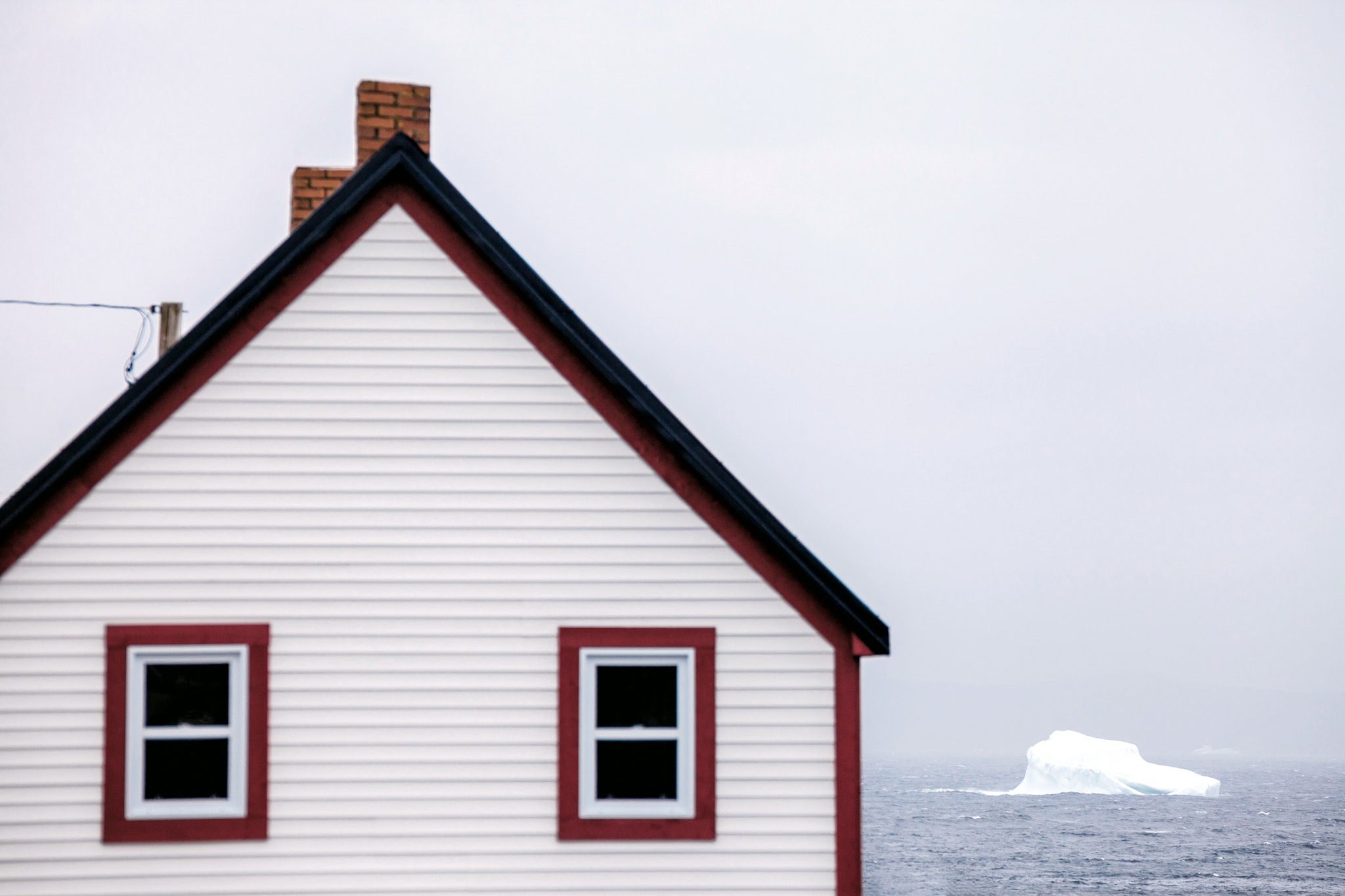Canon EOS 5D Mark II + Tamron SP 70-300mm F4-5.6 Di VC USD sample photo. House and iceberg. photography