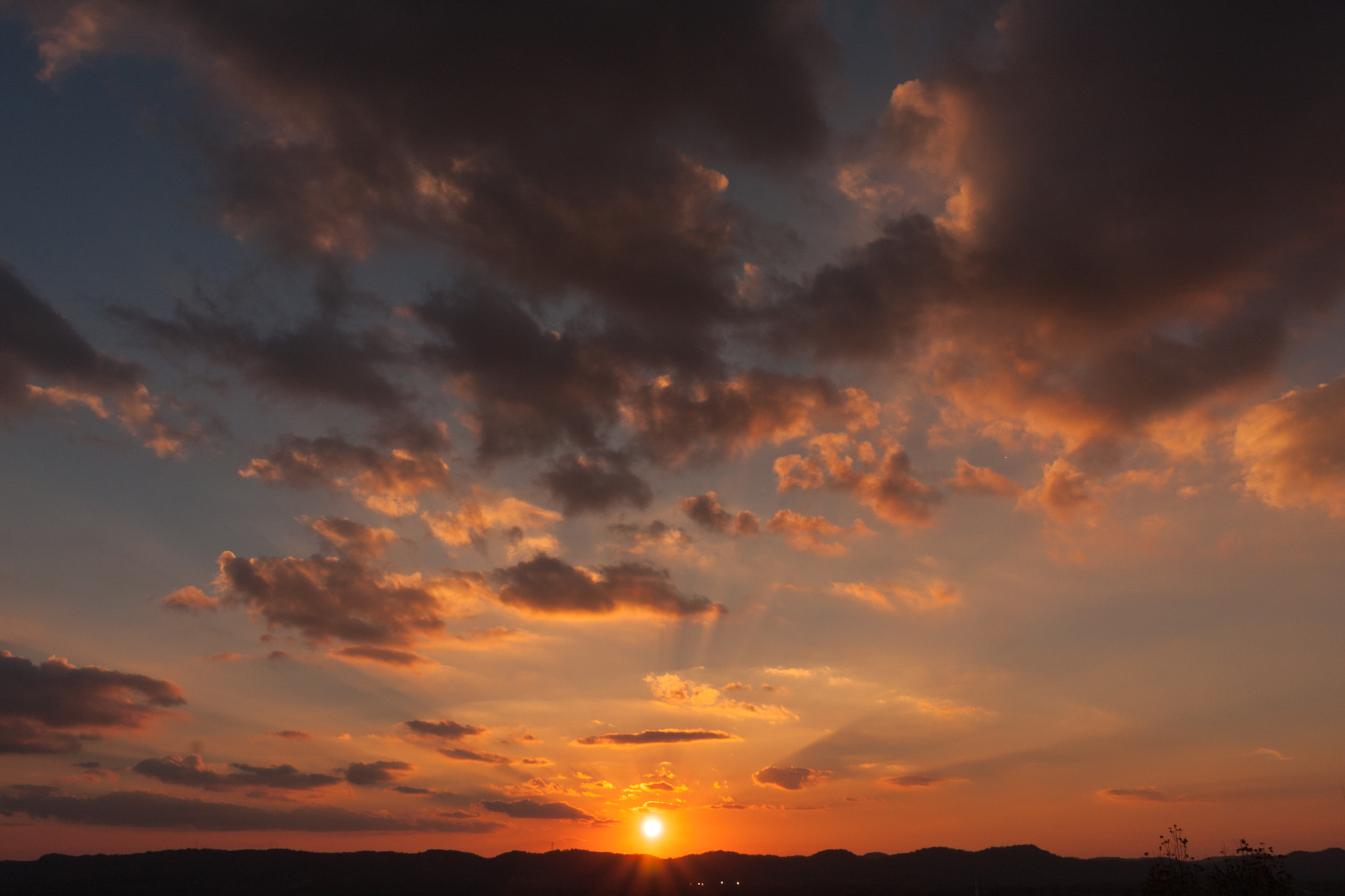 Canon EOS 40D sample photo. Sunset over quiet city photography