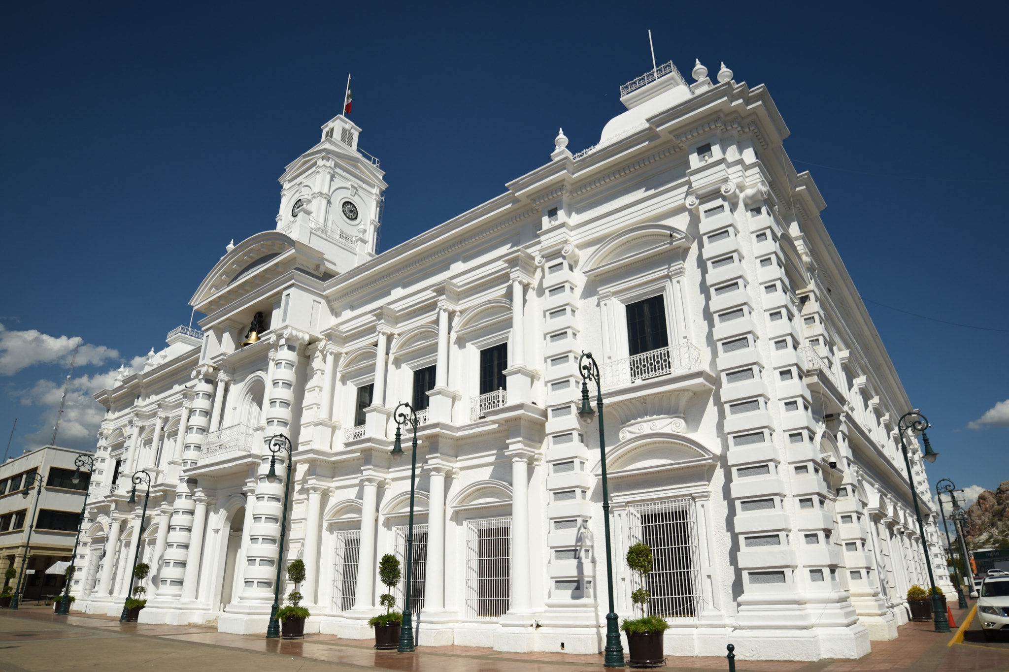 Samyang 14mm F2.8 ED AS IF UMC sample photo. Palacio municipal photography