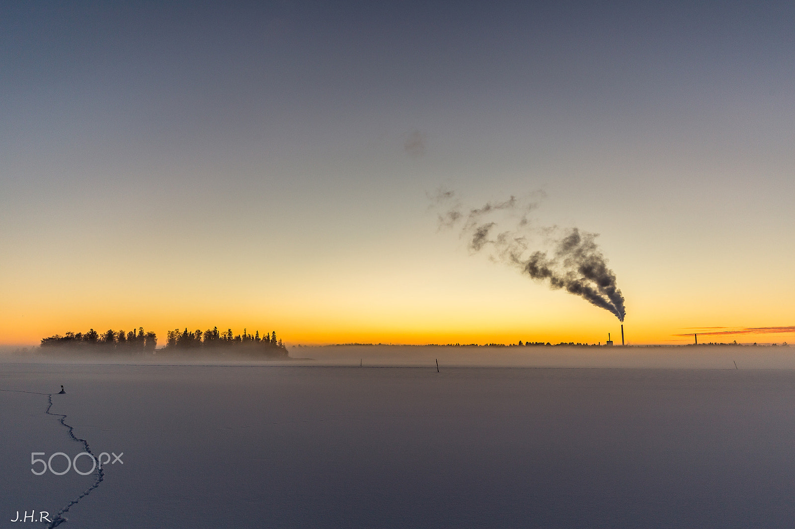 Canon EF 24mm F2.8 IS USM sample photo. Winter photography
