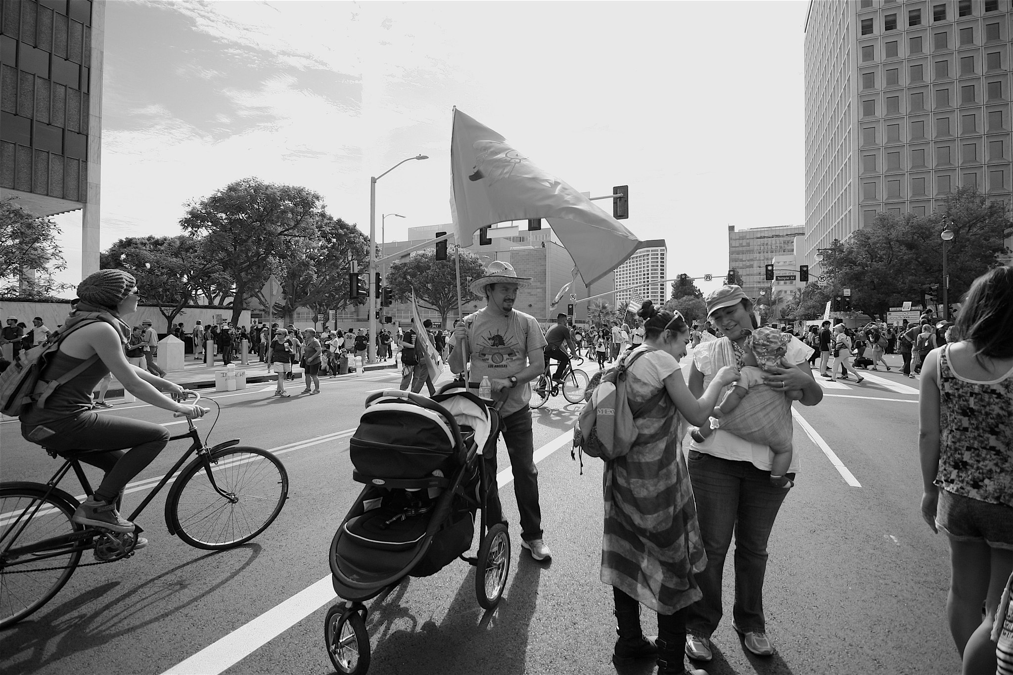 Canon EOS 40D sample photo. Baby down with the movement. photography