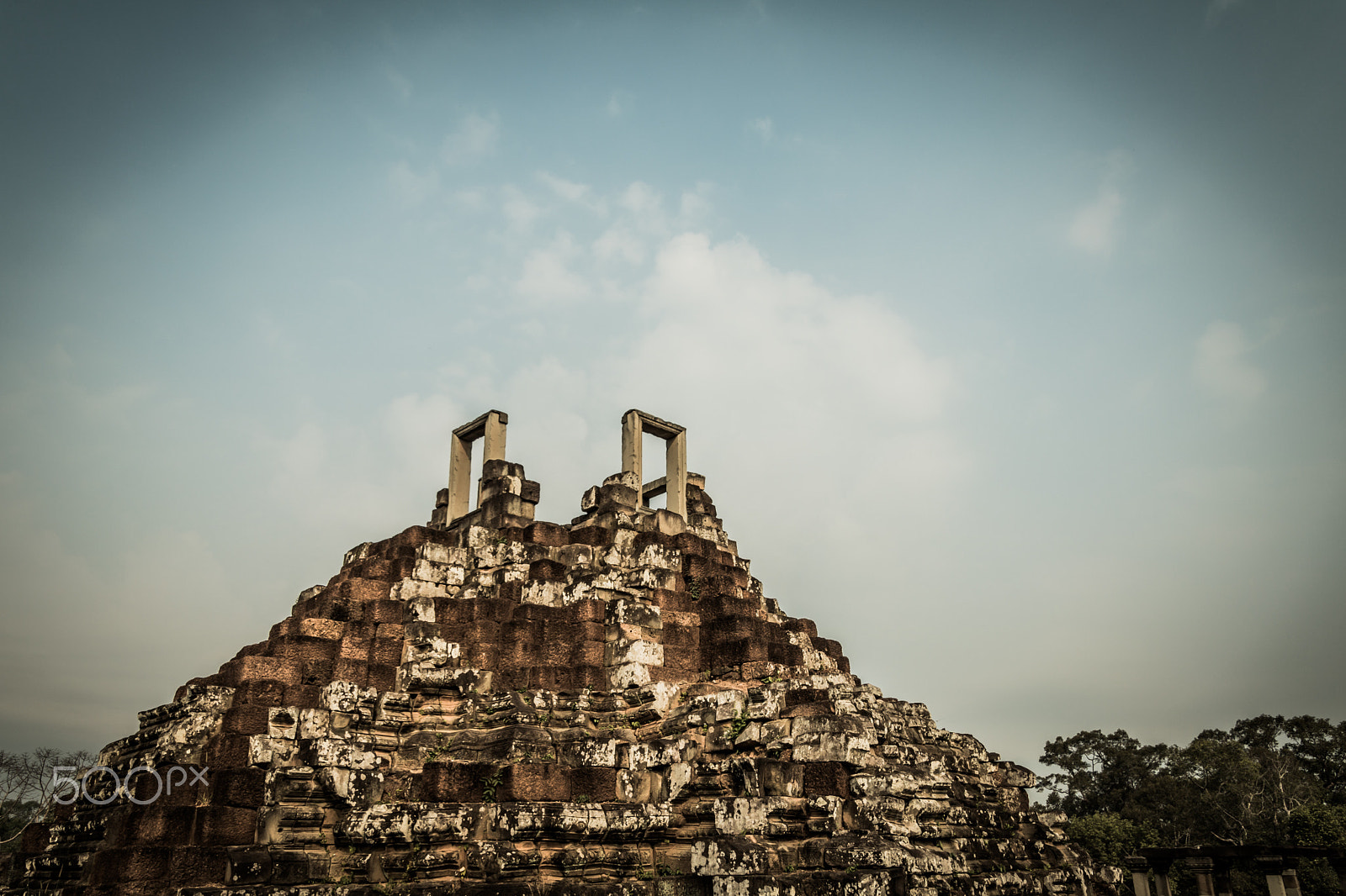 Canon EOS 750D (EOS Rebel T6i / EOS Kiss X8i) sample photo. Temple photography