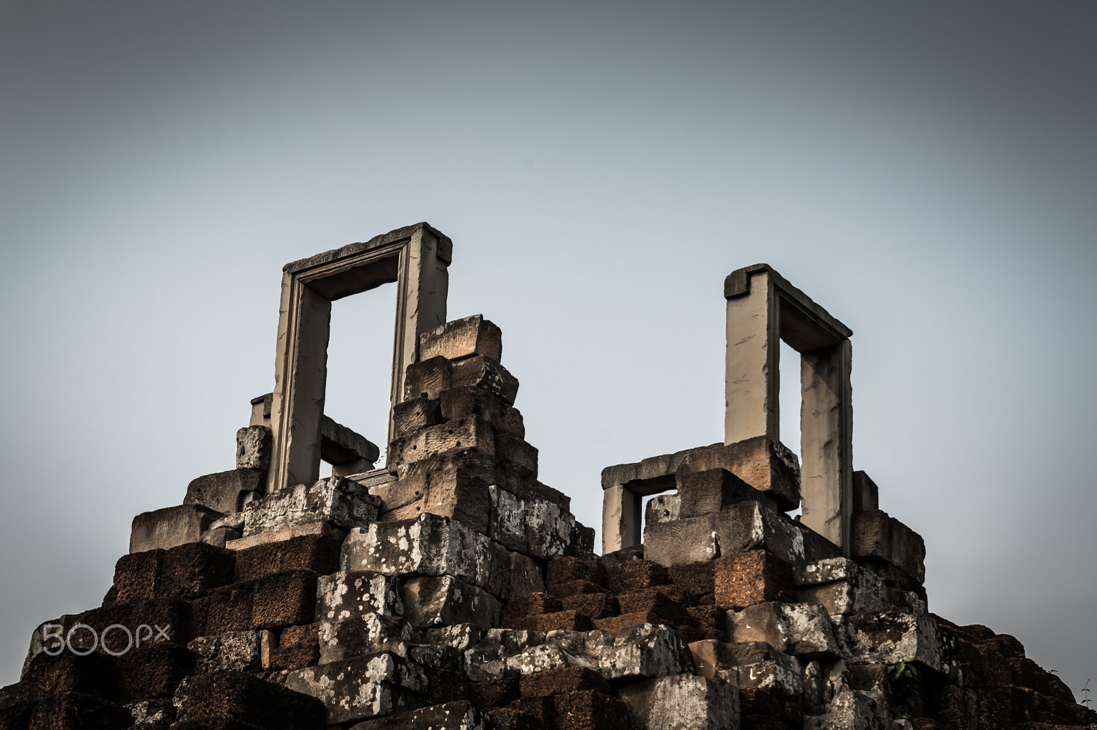 Canon EOS 750D (EOS Rebel T6i / EOS Kiss X8i) sample photo. Temple photography