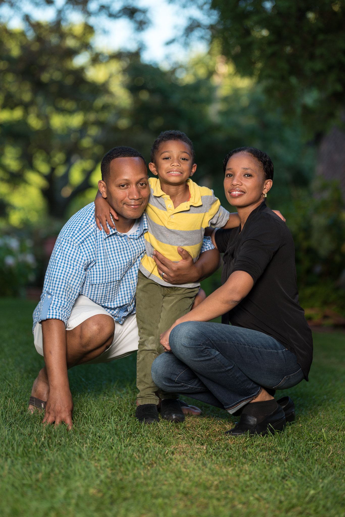 Nikon D750 + Sigma 105mm F2.8 EX DG Macro sample photo. Family portrait photography