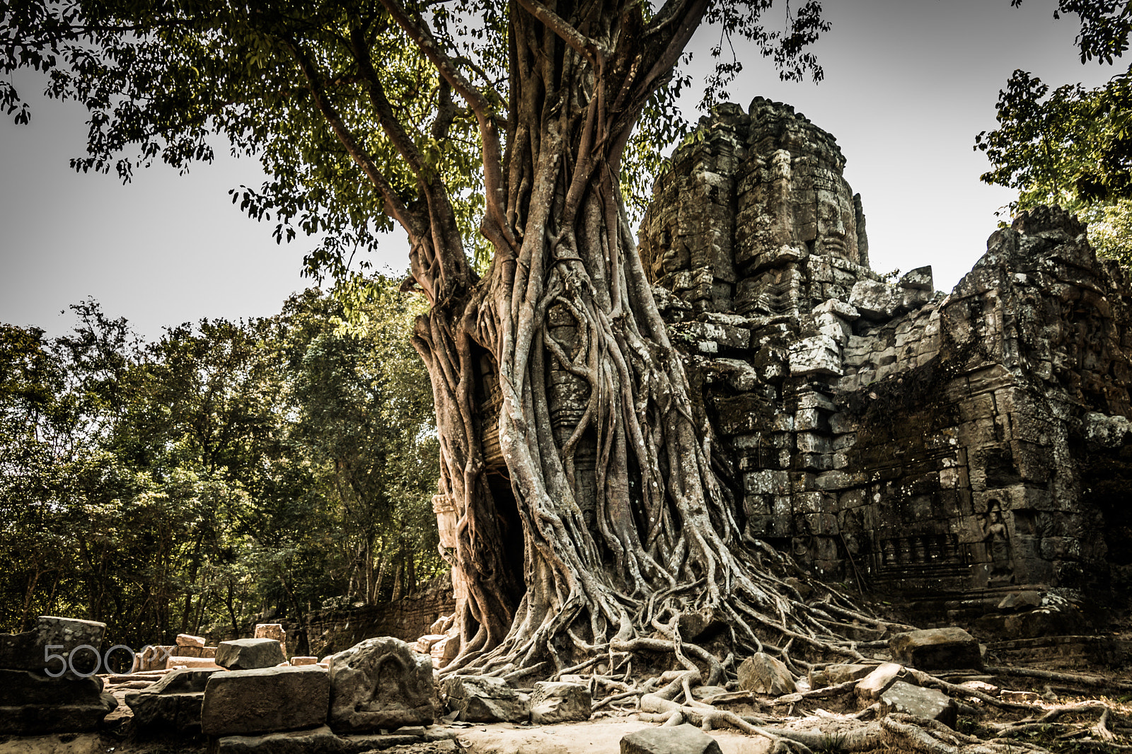Canon EOS 750D (EOS Rebel T6i / EOS Kiss X8i) sample photo. Temple photography