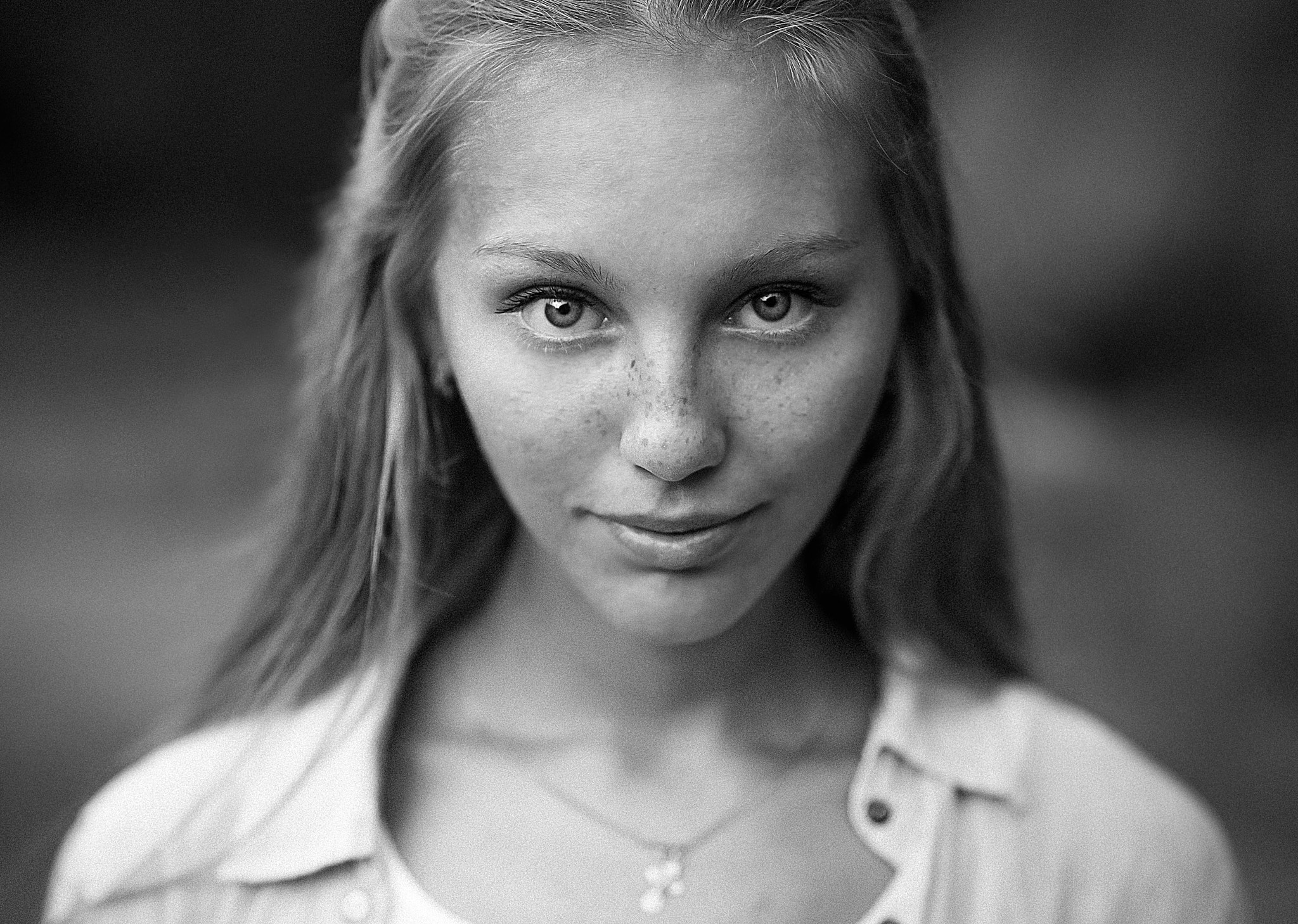 Nikon D3S + Sigma 85mm F1.4 EX DG HSM sample photo. Look photography