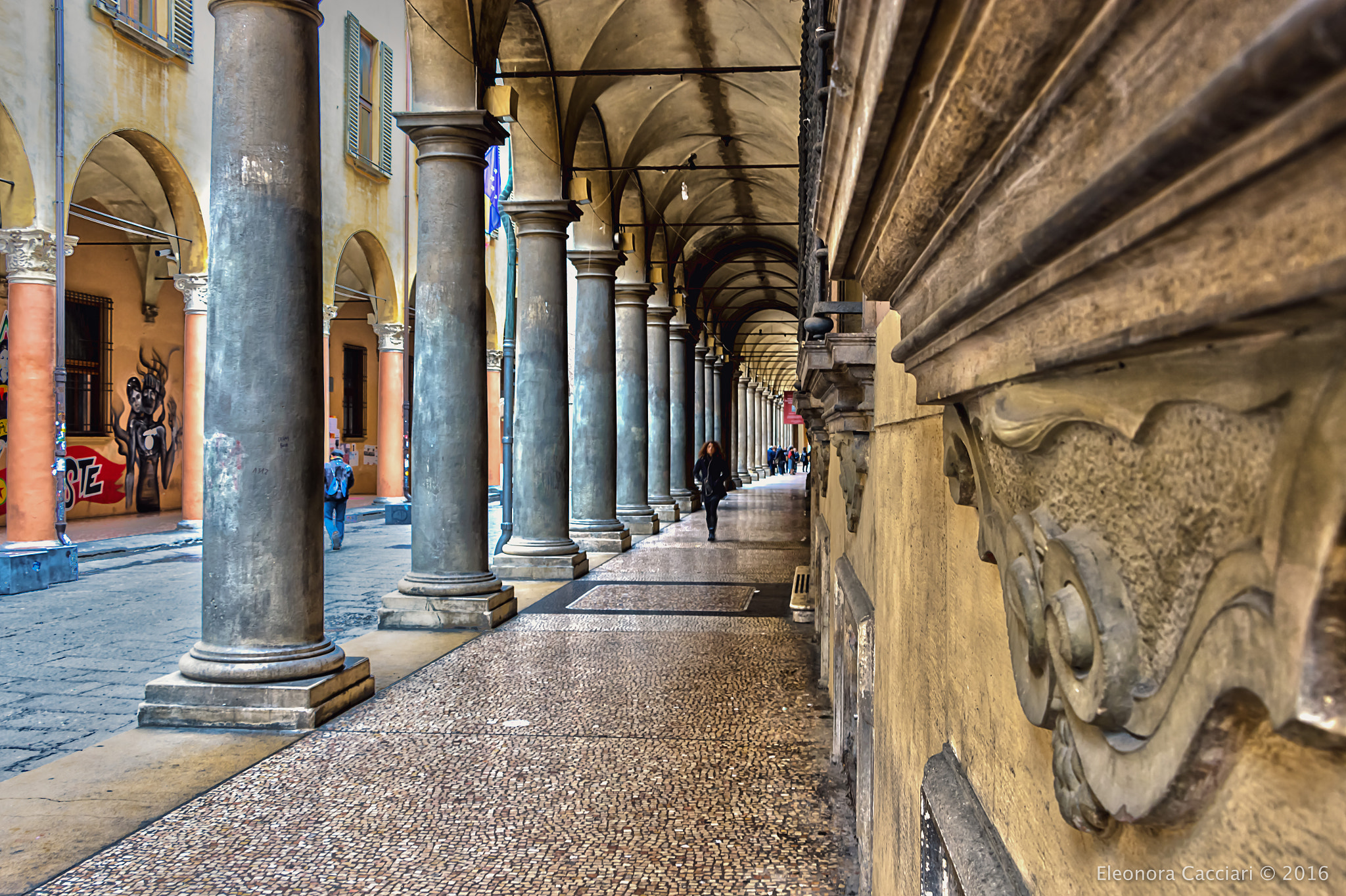 Canon EOS 1200D (EOS Rebel T5 / EOS Kiss X70 / EOS Hi) sample photo. Bologna, via zamboni photography