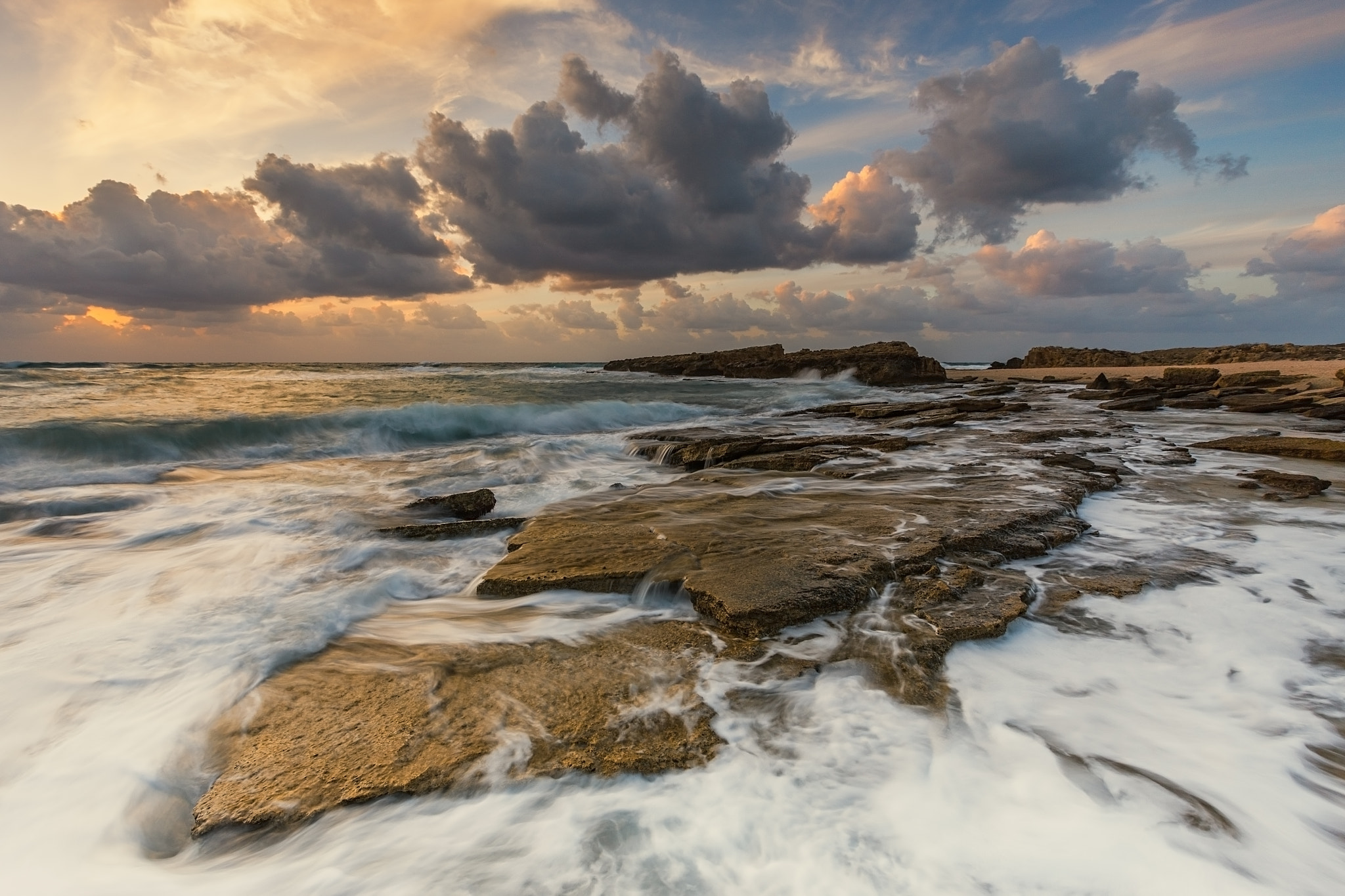 Canon EOS-1Ds Mark III sample photo. Mediterranean sea photography