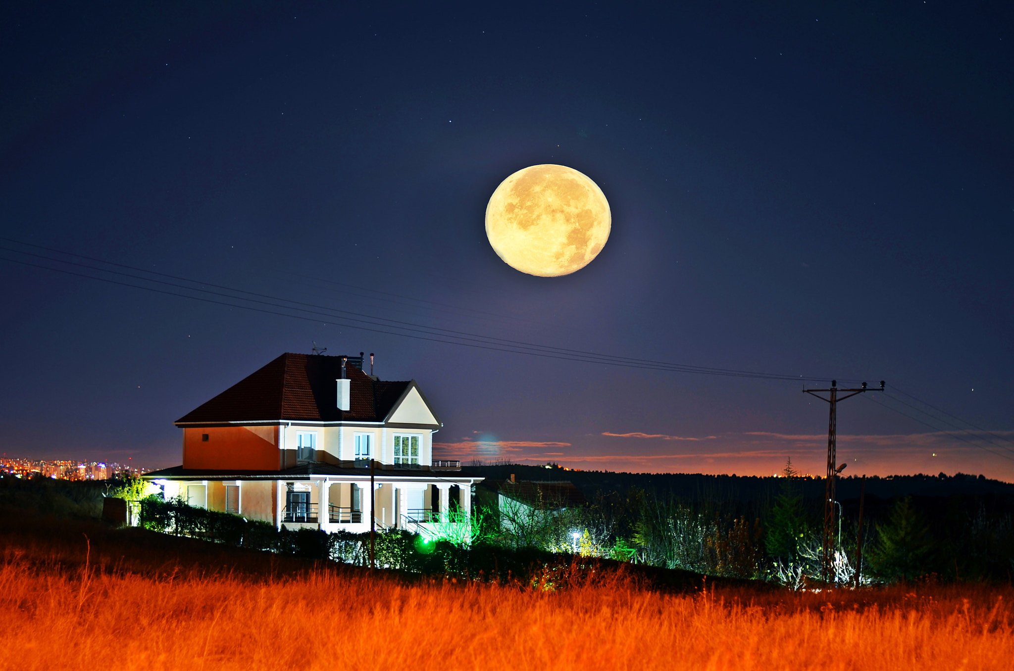 AF Zoom-Nikkor 75-300mm f/4.5-5.6 sample photo. Supermoon... photography