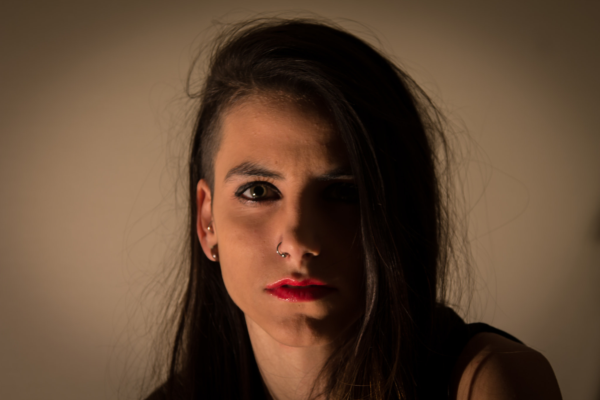Canon EOS 1100D (EOS Rebel T3 / EOS Kiss X50) + Canon EF 24-105mm F4L IS USM sample photo. Andrea with shadows photography