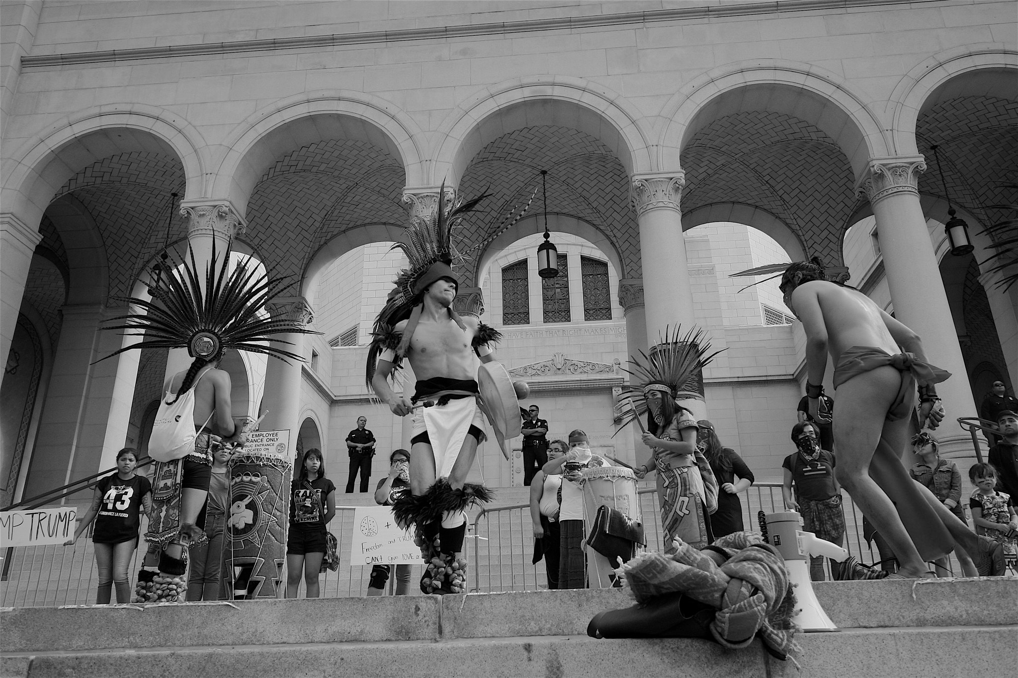 Canon EOS 40D sample photo. Song and dance 3 photography