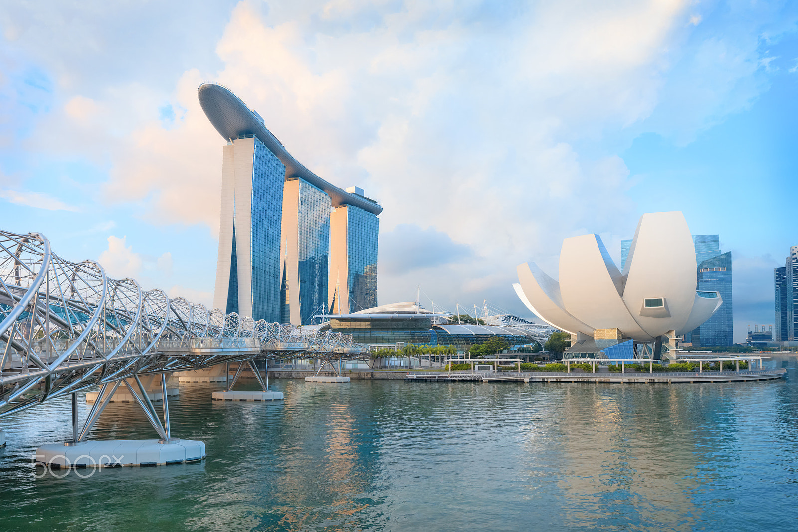 Canon TS-E 24.0mm f/3.5 L II sample photo. Architecture of singapore photography