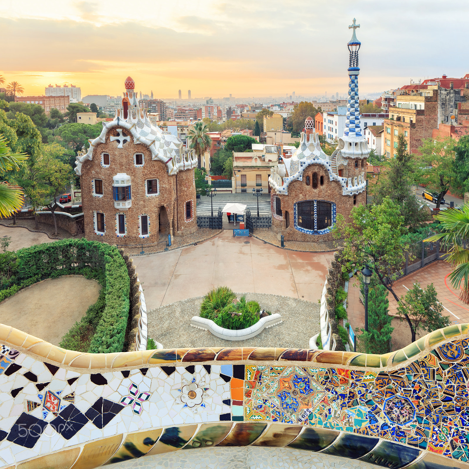 Canon TS-E 24.0mm f/3.5 L II sample photo. Famous park guell, spain photography