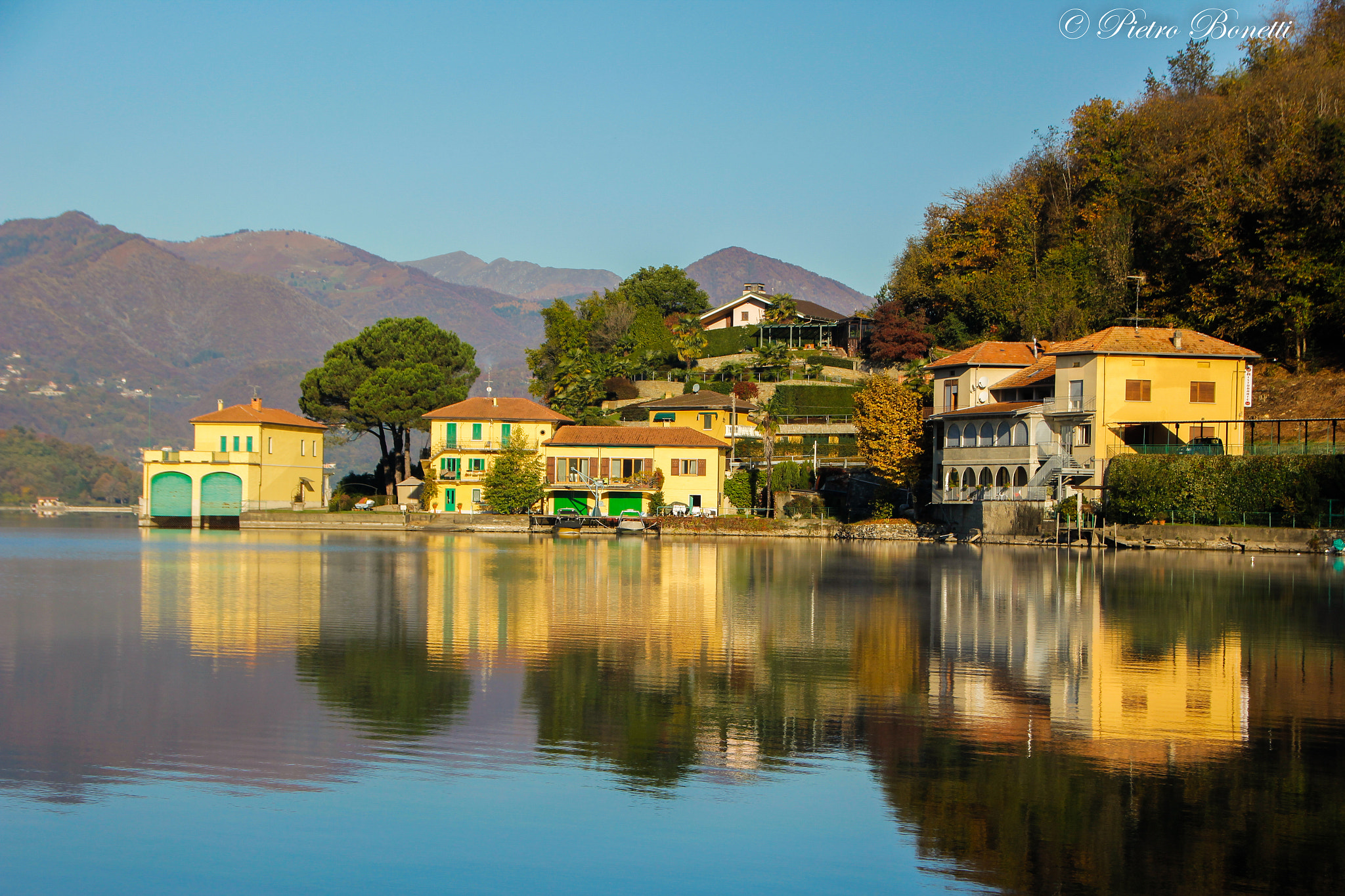 Canon EOS 60D sample photo. Lake house photography
