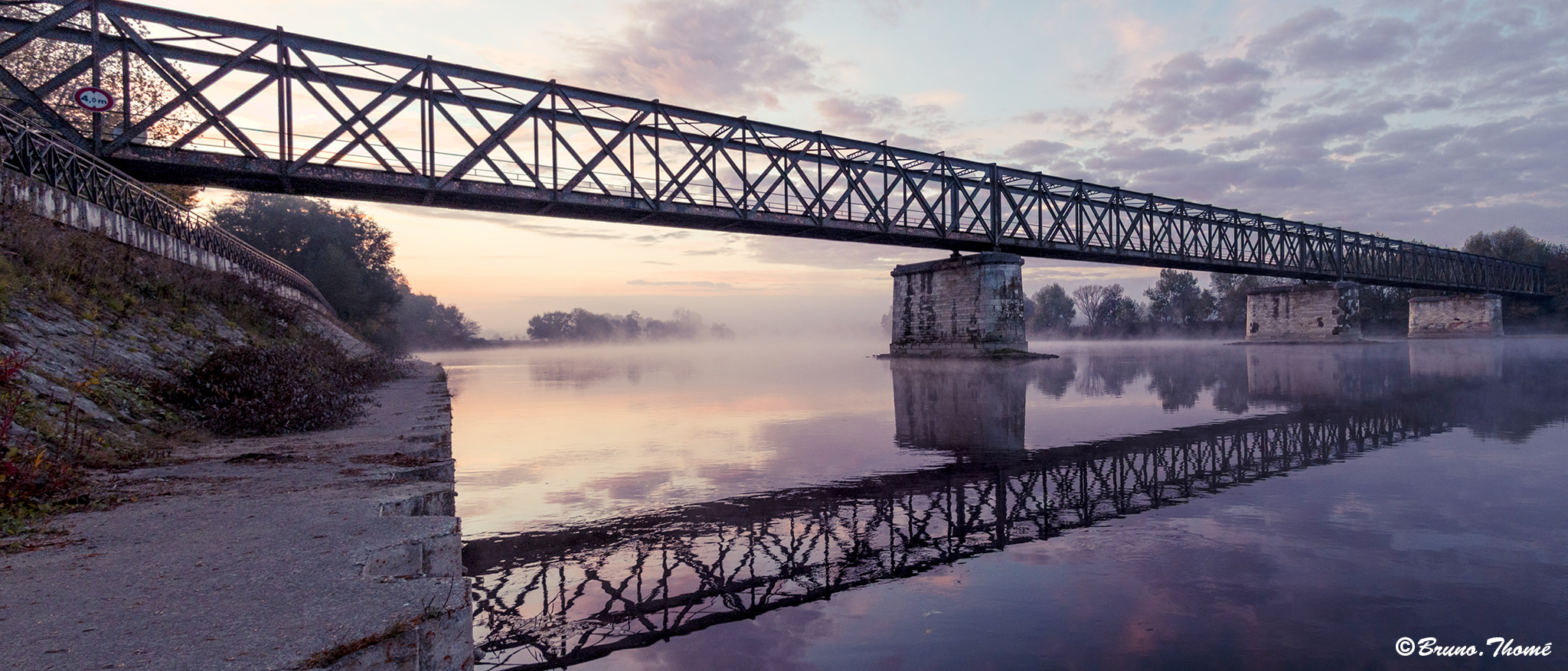 Sigma 17-50mm F2.8 EX DC HSM sample photo. Bridge in the mist photography