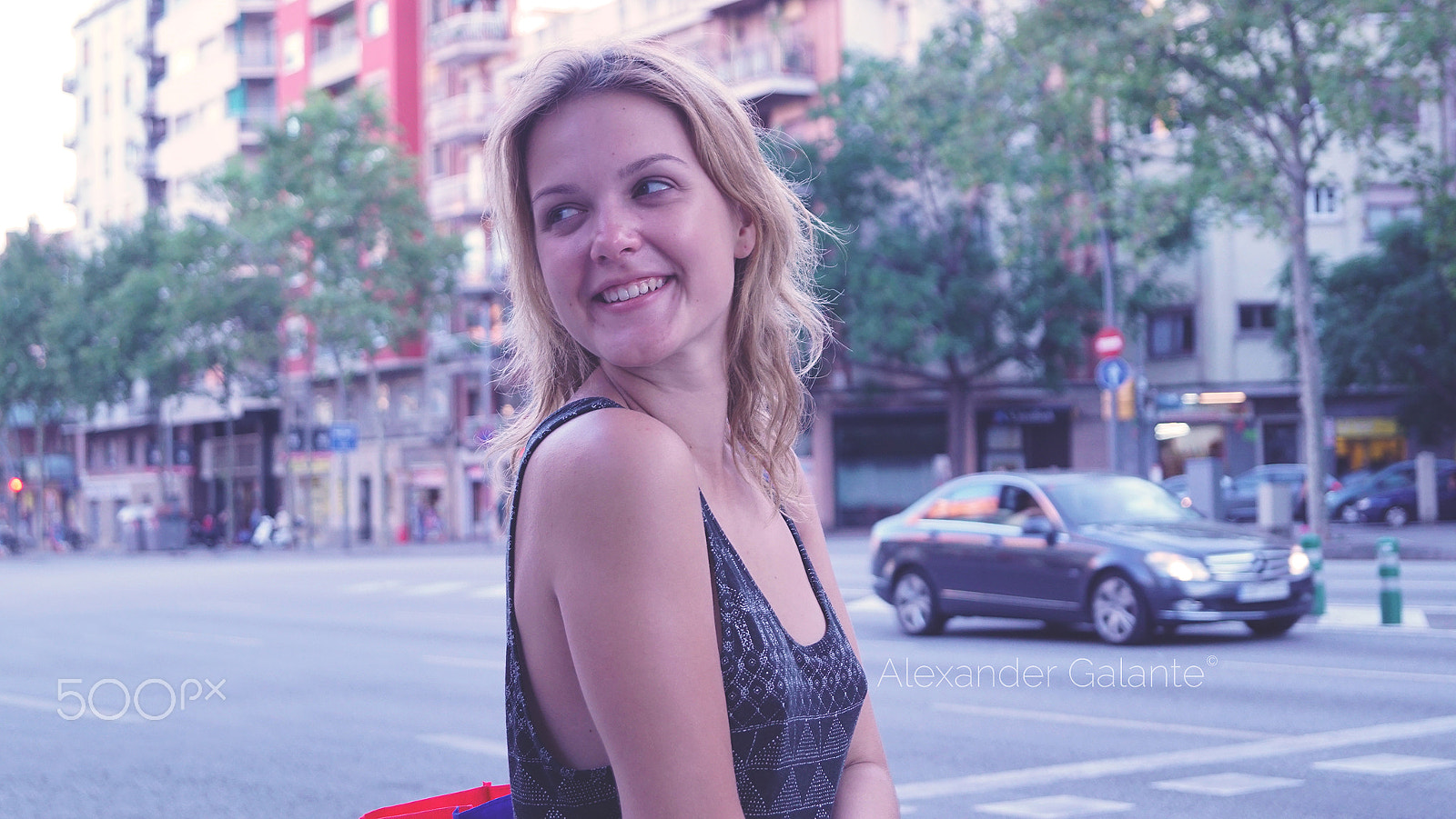 Sony SLT-A68 sample photo. Beautiful smile photography