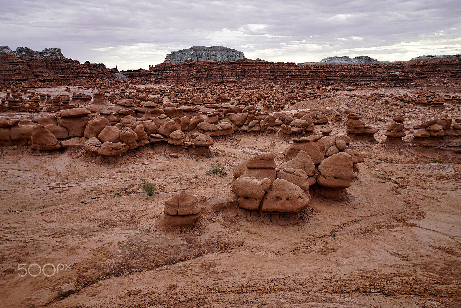 Sony a7R II + Sony E 10-18mm F4 OSS sample photo. Goblin valley_west of usa photography