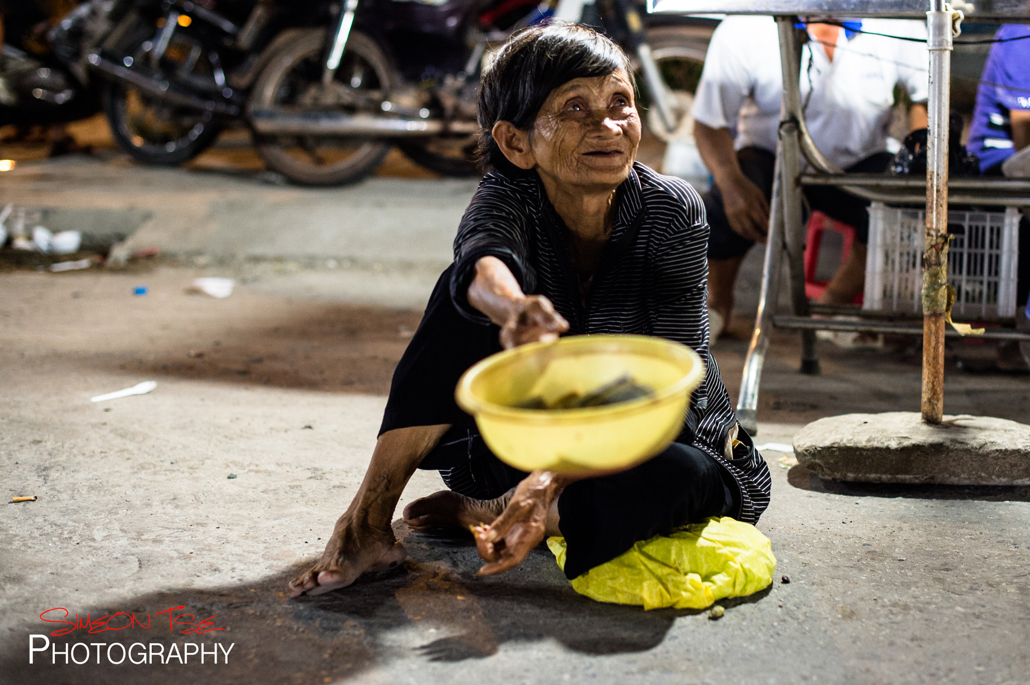 Nikon D4S + Nikon AF-S Nikkor 50mm F1.4G sample photo. A hard life photography