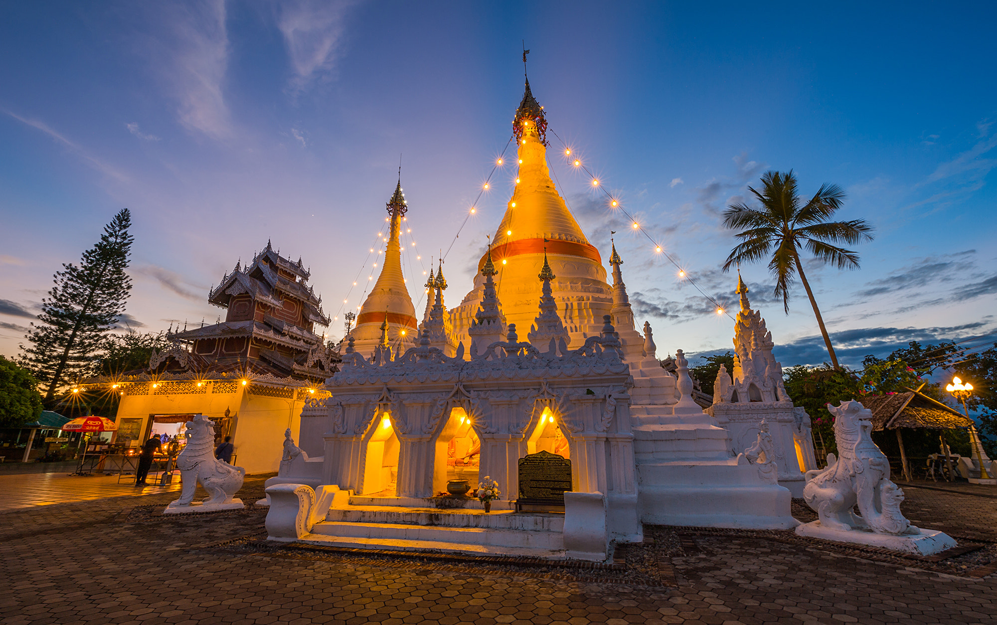 Nikon Df sample photo. Phra that doi kong mu photography