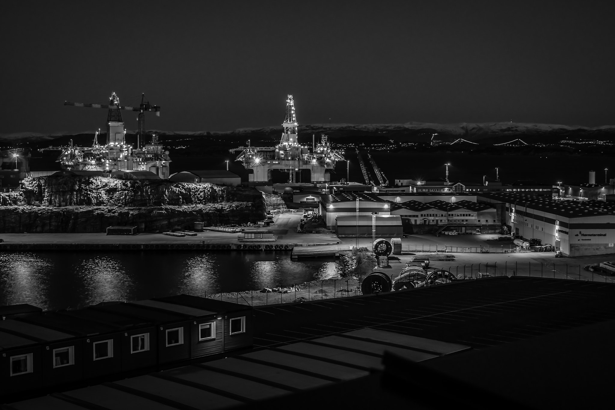 Samsung NX30 + Samsung NX 18-55mm F3.5-5.6 OIS sample photo. "industrial area" photography