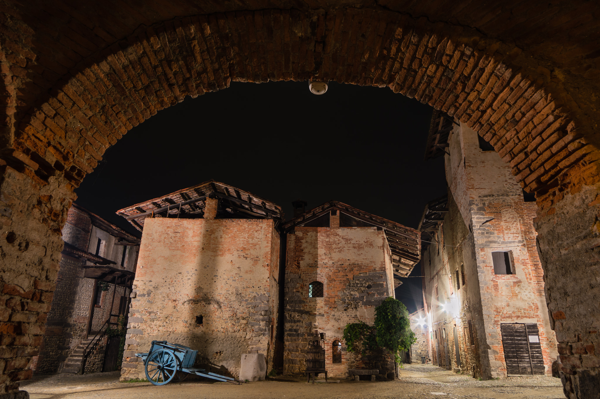 Samyang 14mm F2.8 ED AS IF UMC sample photo. Middle age revival #5 photography