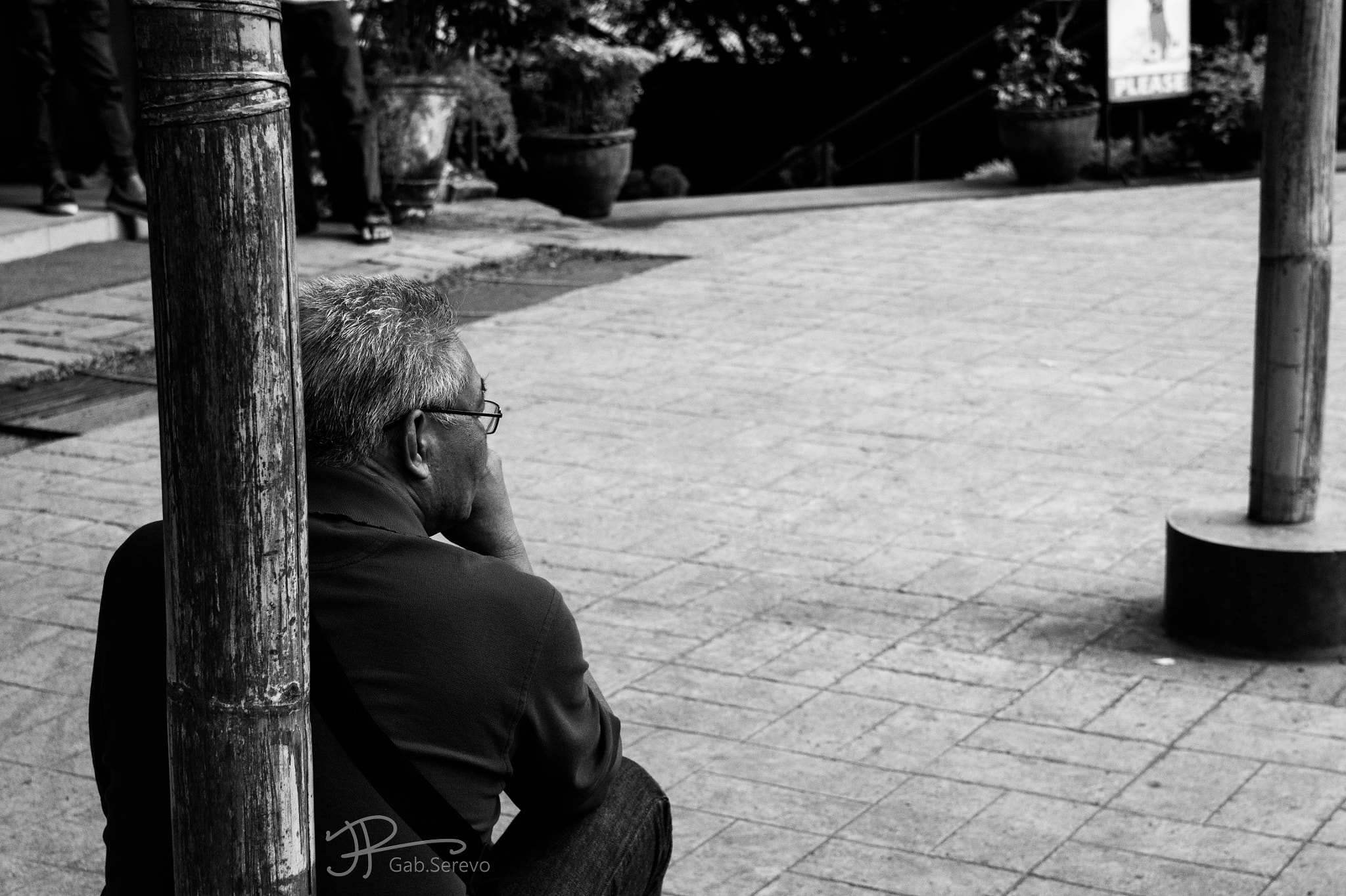 Sigma 17-50mm F2.8 EX DC OS HSM sample photo. Waiting photography