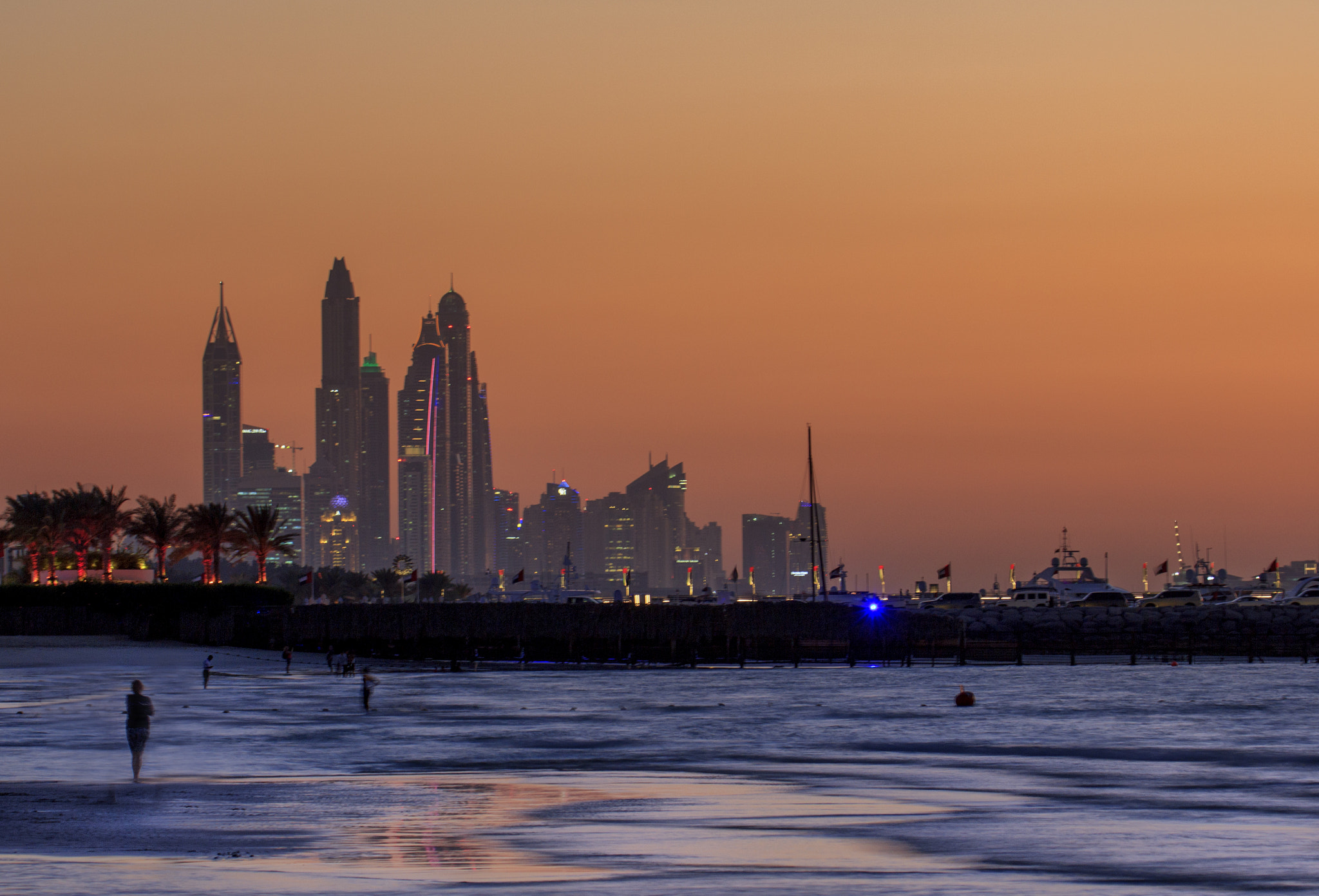 Canon EF 70-300mm F4-5.6L IS USM sample photo. Jumeira beach photography