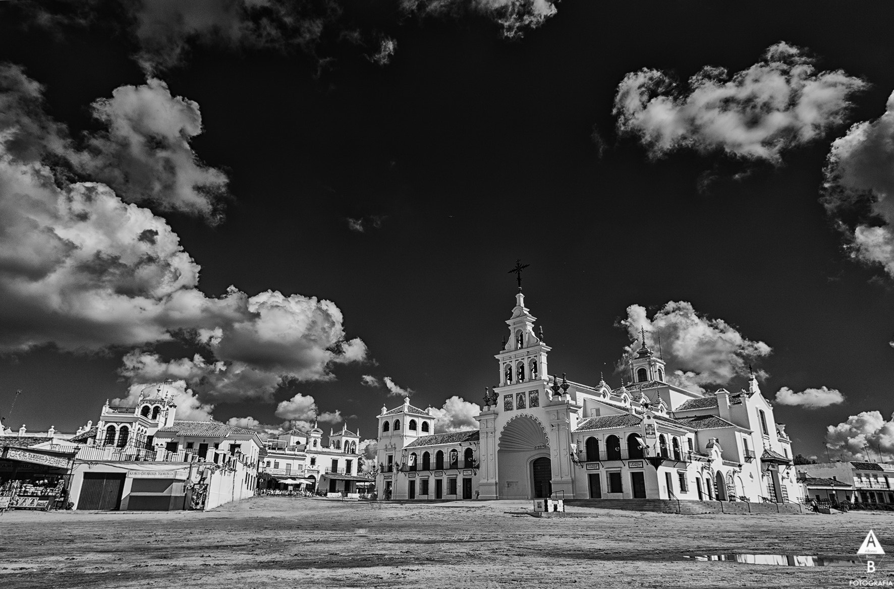 Canon EF-S 10-22mm F3.5-4.5 USM sample photo. Ermita del rocio (huelva) photography