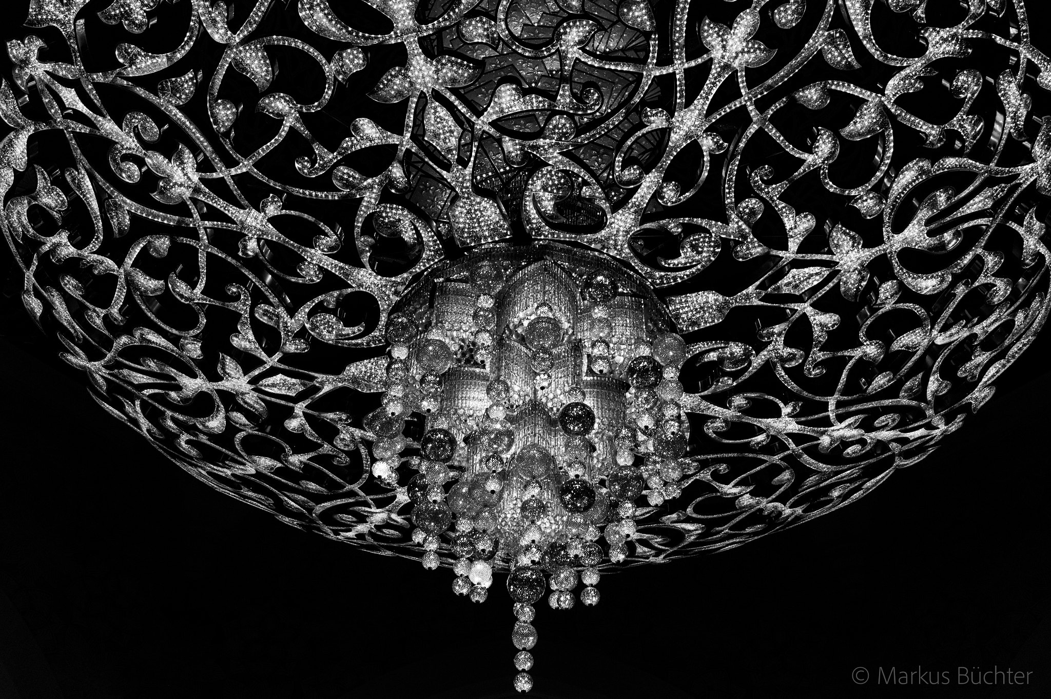Leica M-Monochrom sample photo. Sparkle photography