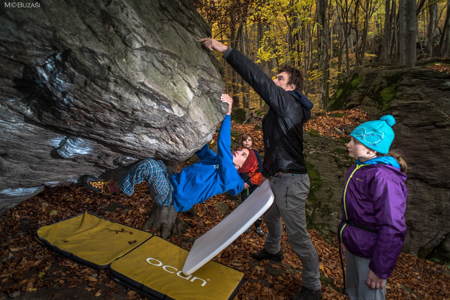 Nikon D750 + Nikon AF Nikkor 20mm F2.8D sample photo. On the boulder photography